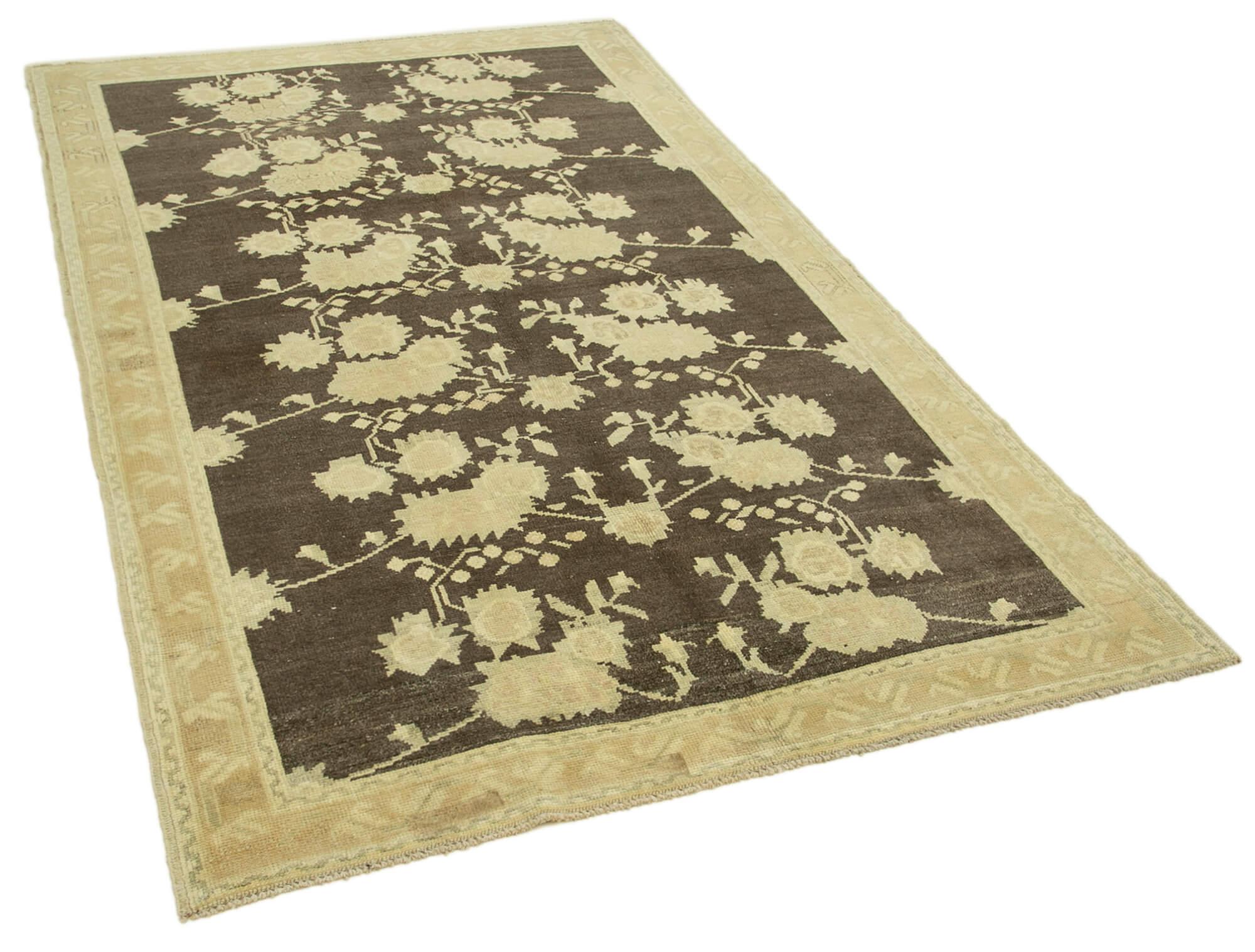 5 x 8 Beige Vintage Anatolian Rug - 2699