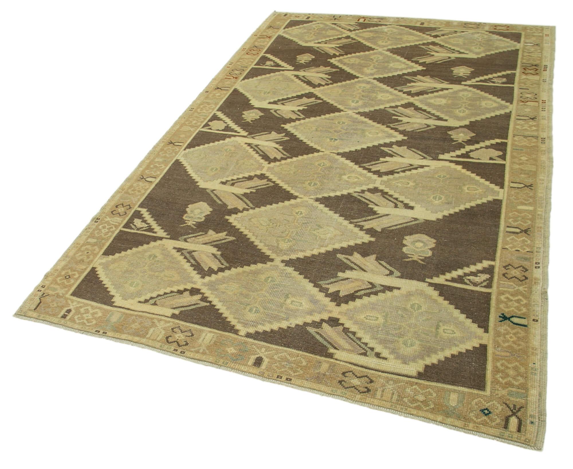 5 x 8 Beige Vintage Anatolian Rug - 2702