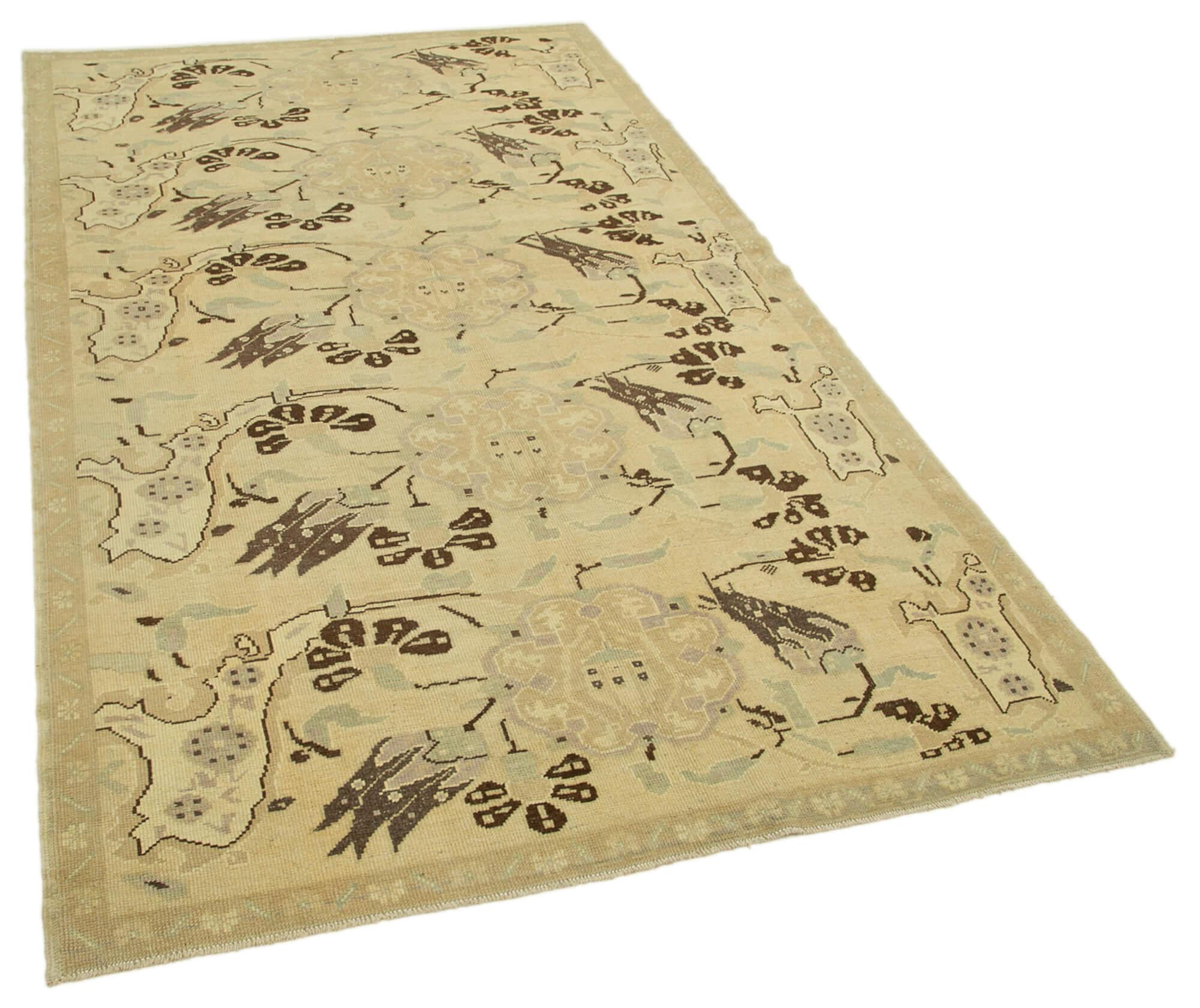 5 x 9 Beige Vintage Anatolian Rug - 2703