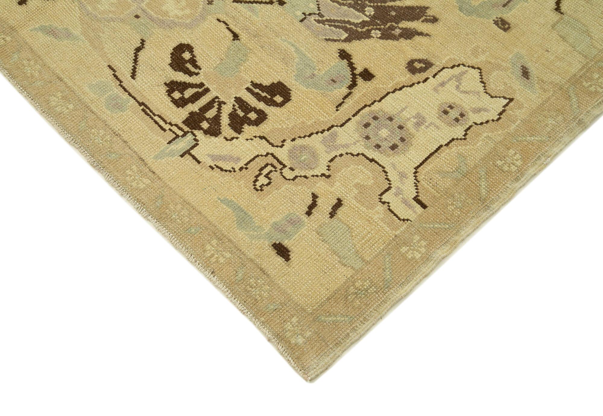 5 x 9 Beige Vintage Anatolian Rug - 2703