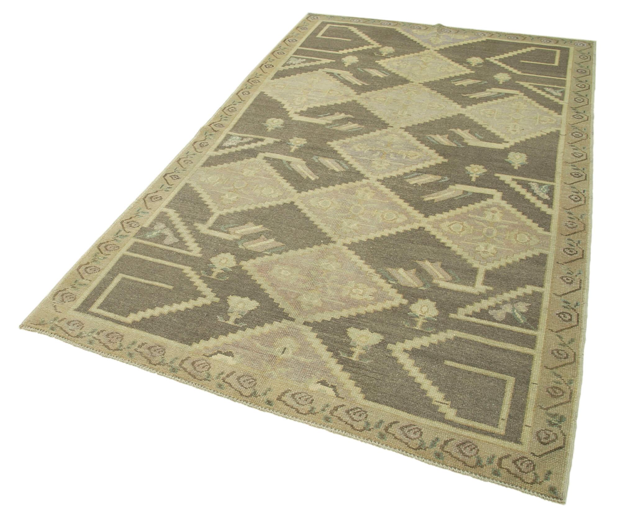 5 x 8 Beige Vintage Anatolian Rug - 2713