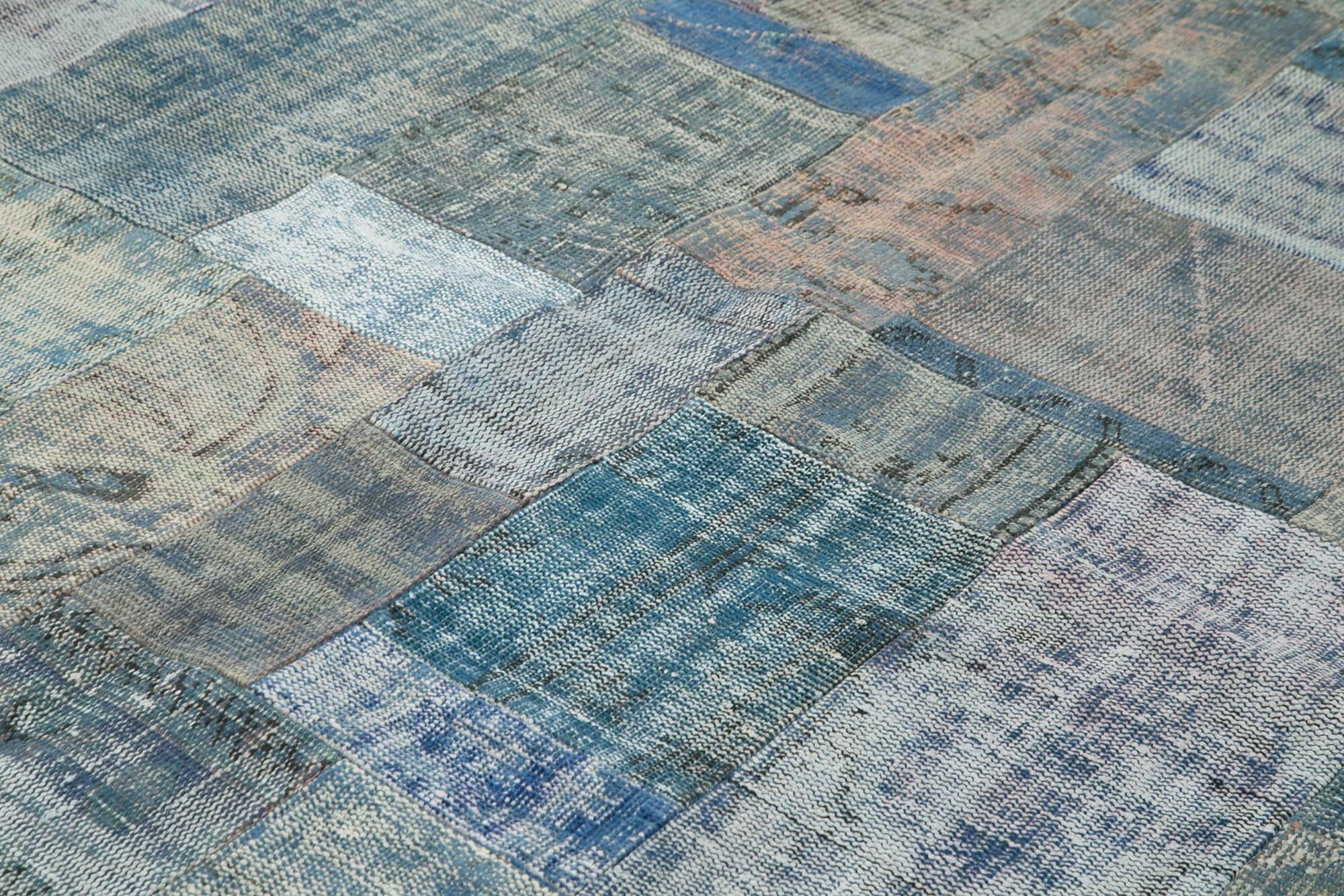 8 x 10 Blue Patchwork Rug - 2750