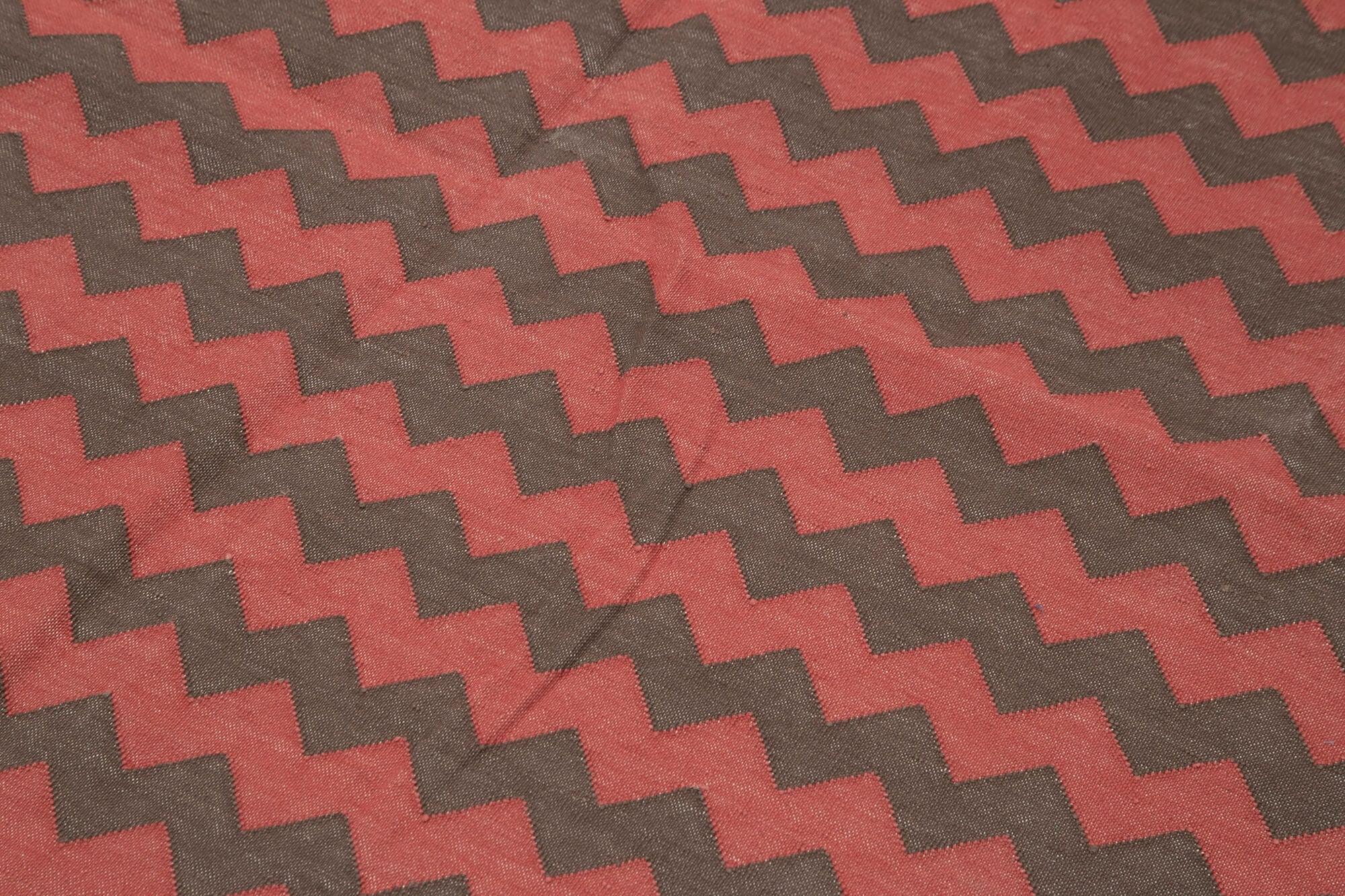 6 x 9 Red Dhurrie Rug - 2784