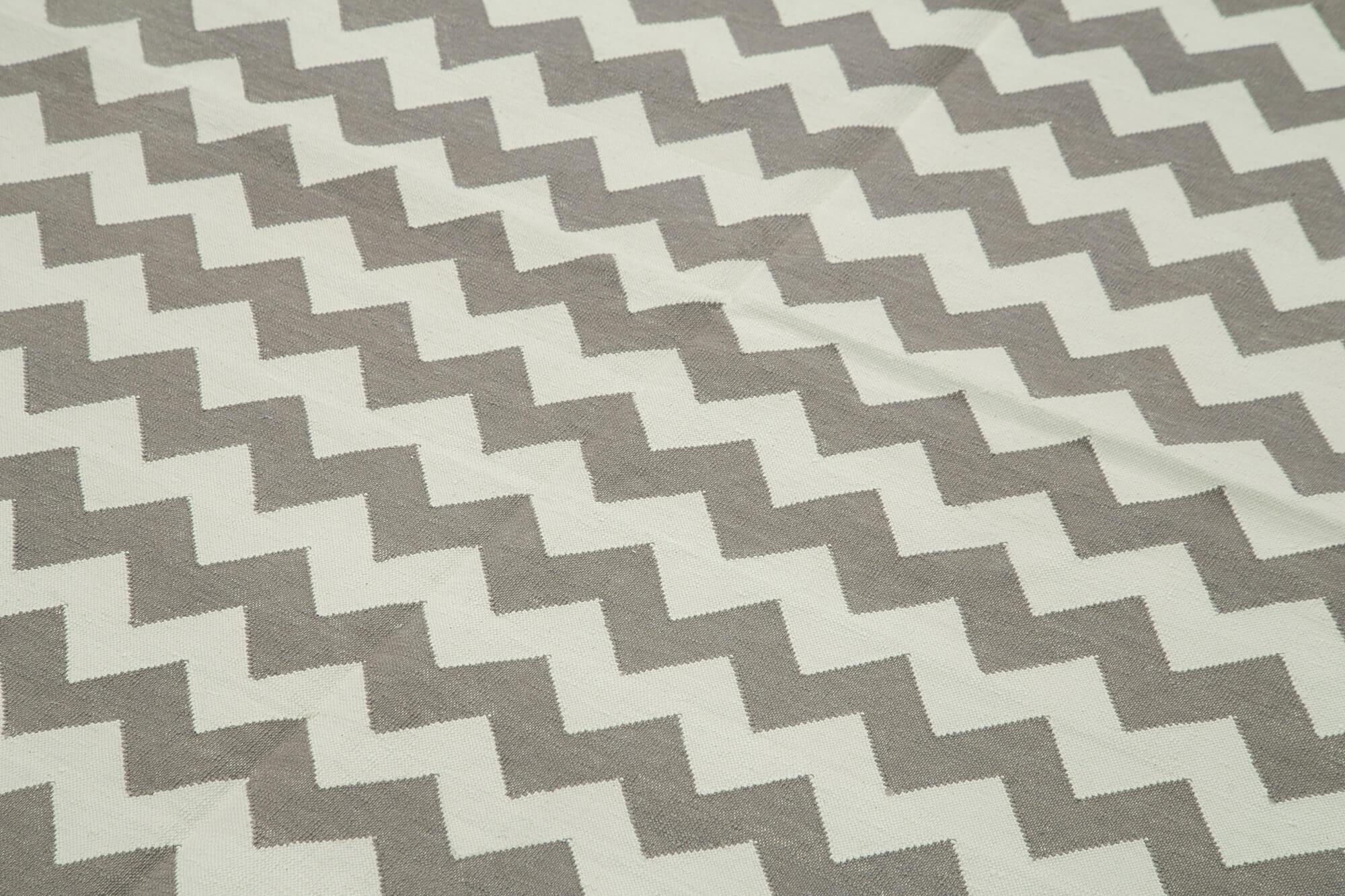 6 x 9 Grey Dhurrie Rug - 2786