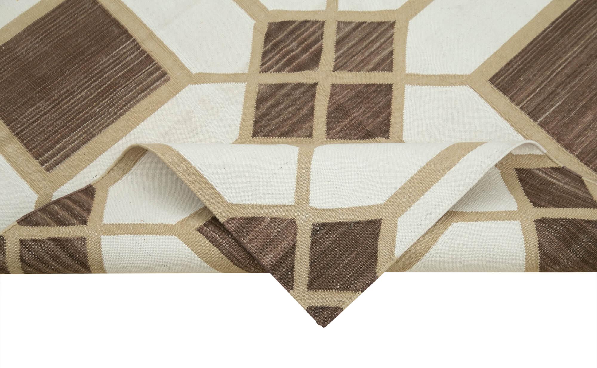 4 x 5 Beige Dhurrie Rug - 2905