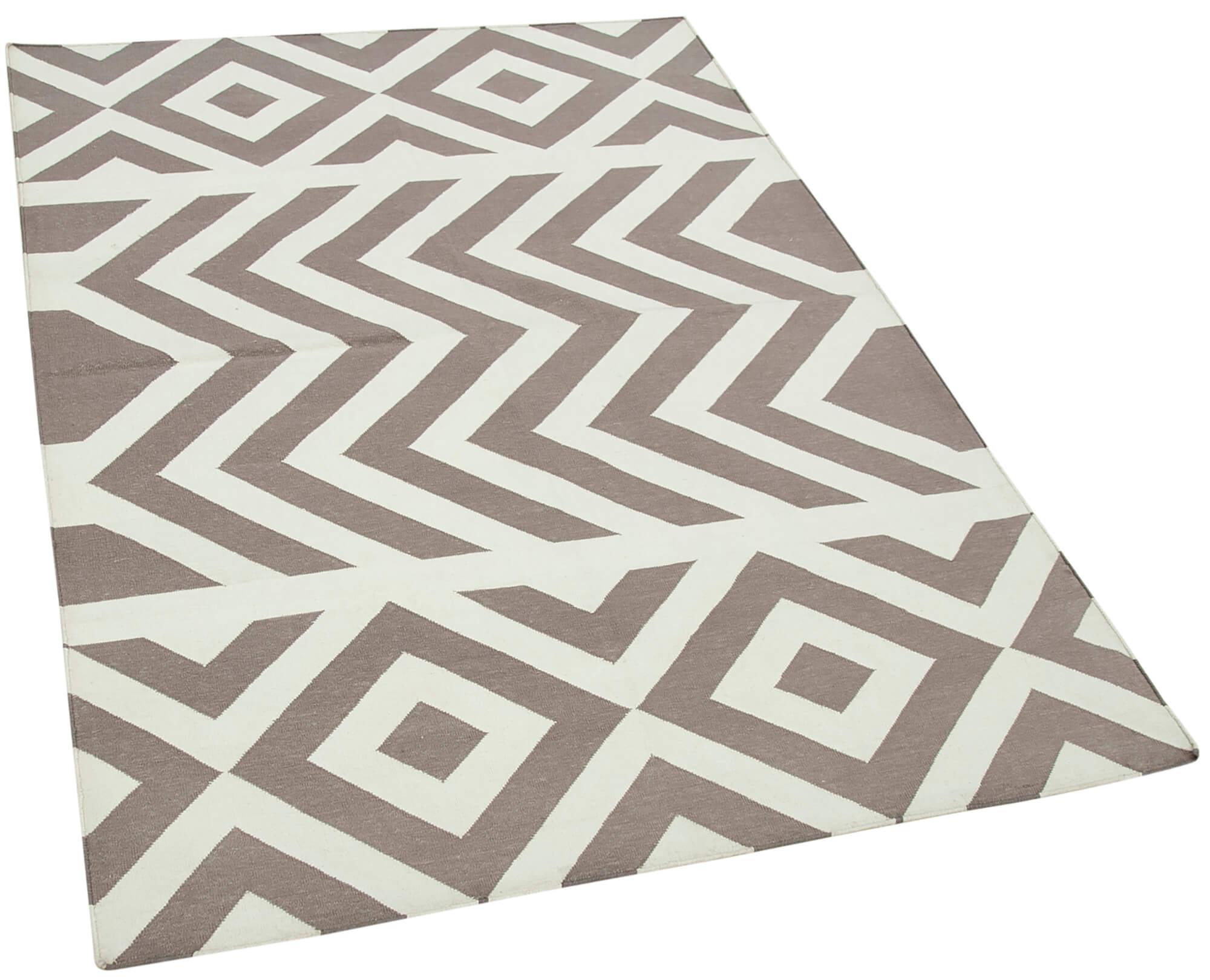 4 x 5 Brown Dhurrie Rug - 2942