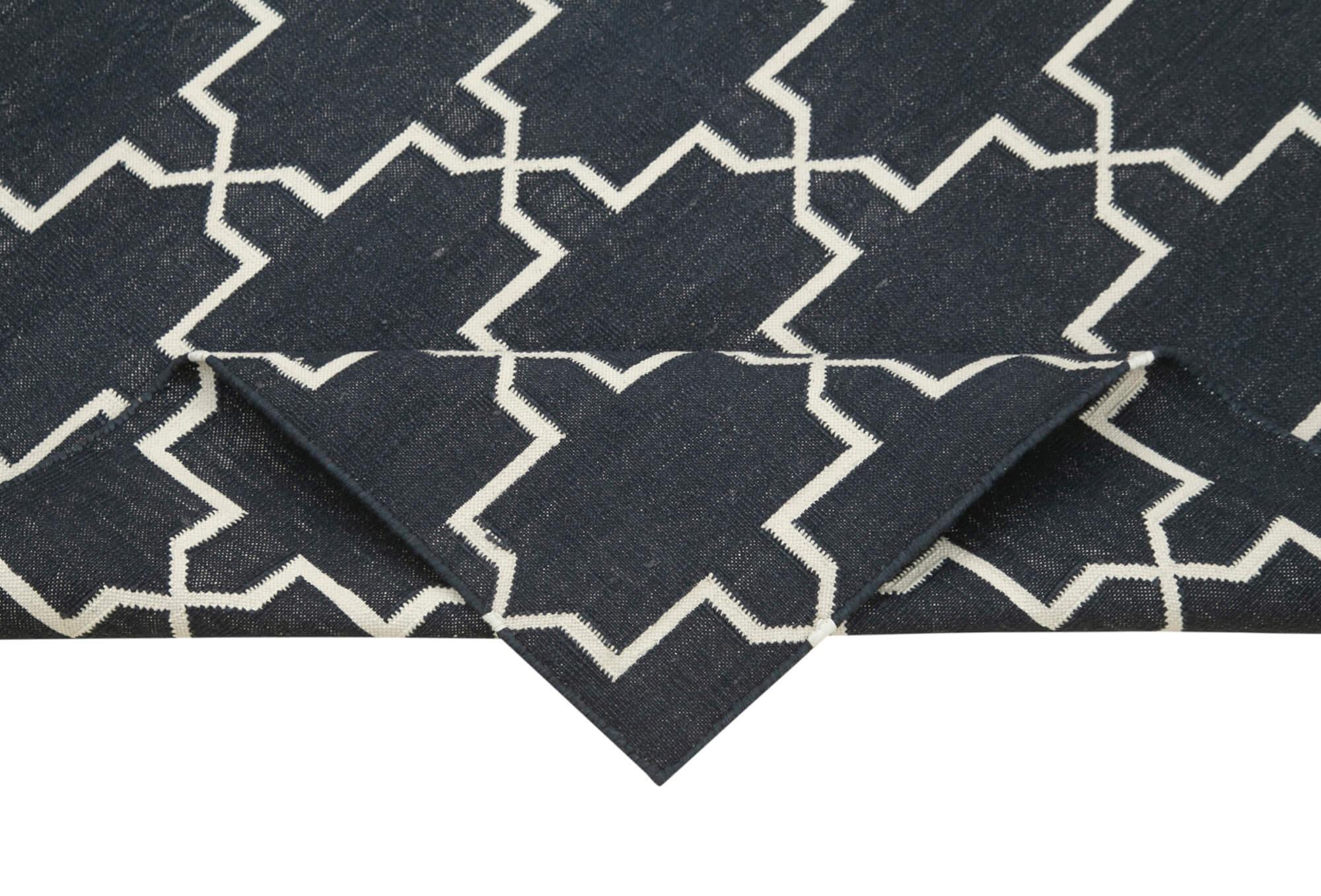 3 x 6 Black Dhurrie Rug - 2944