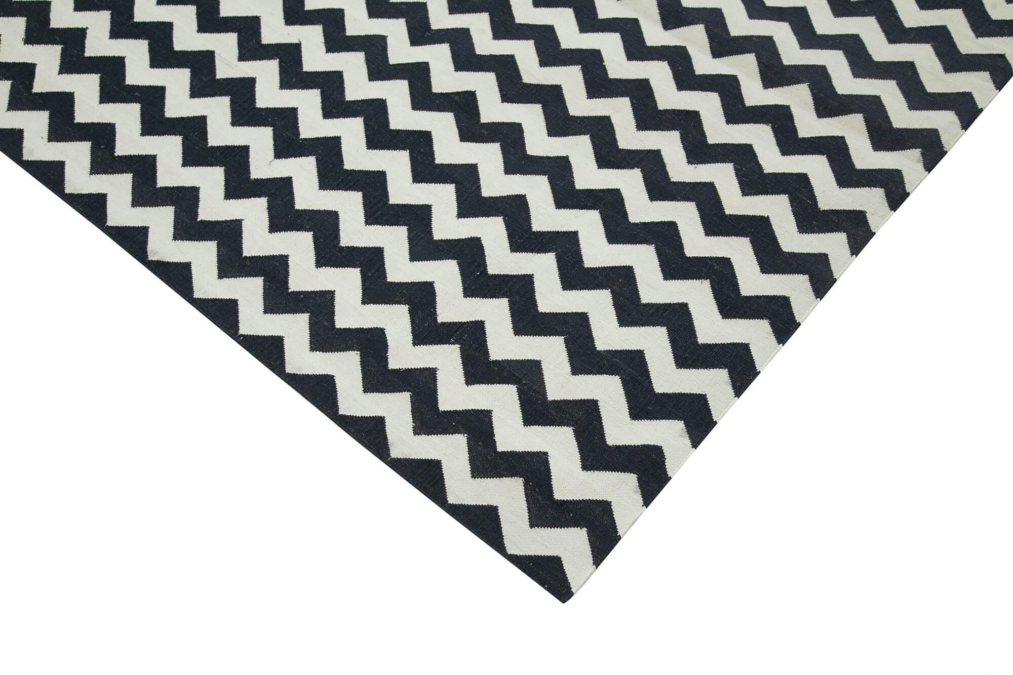 9 x 12 Black Dhurrie Rug - 3042