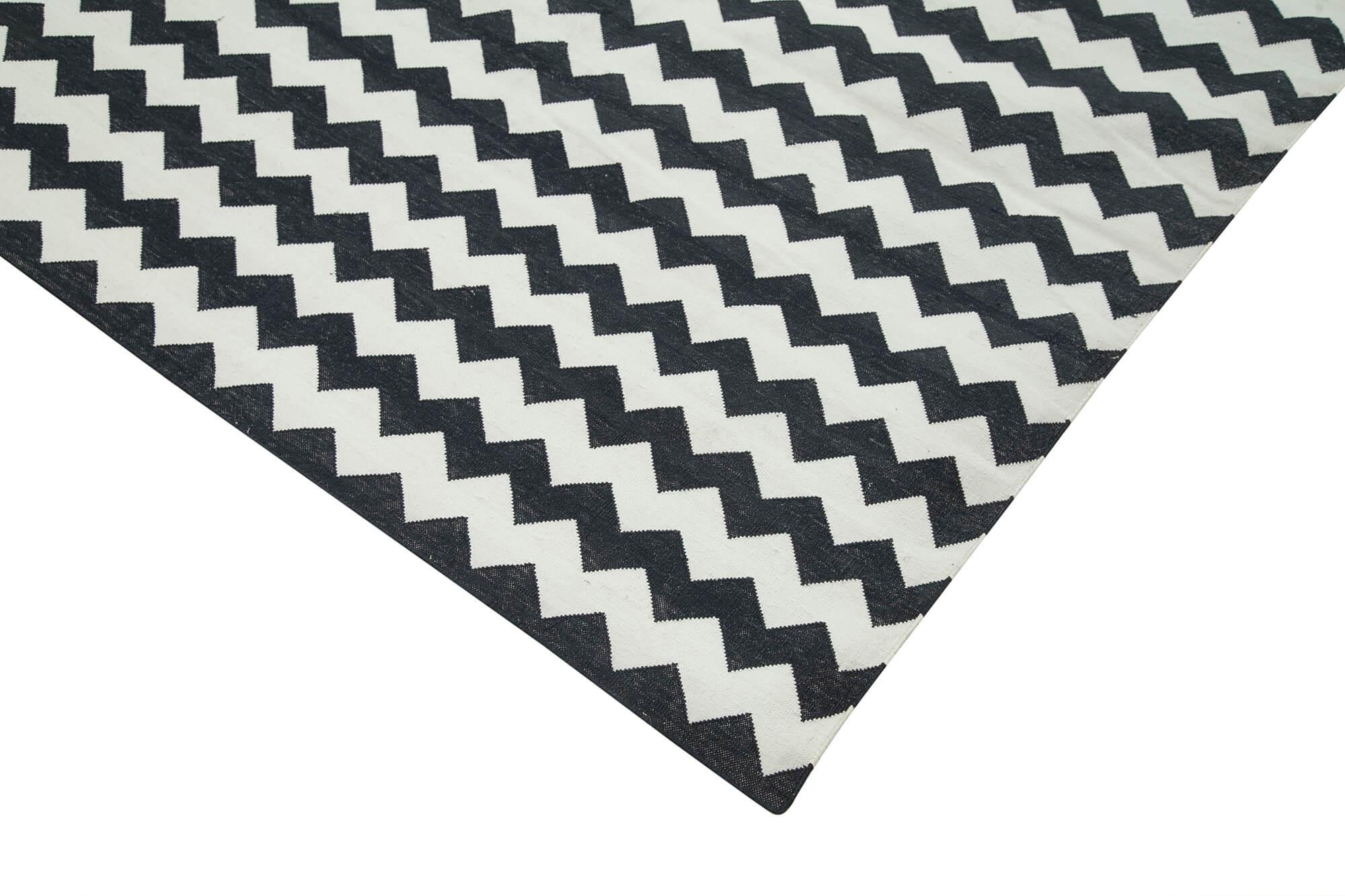 9 x 12 Black Dhurrie Rug - 3045