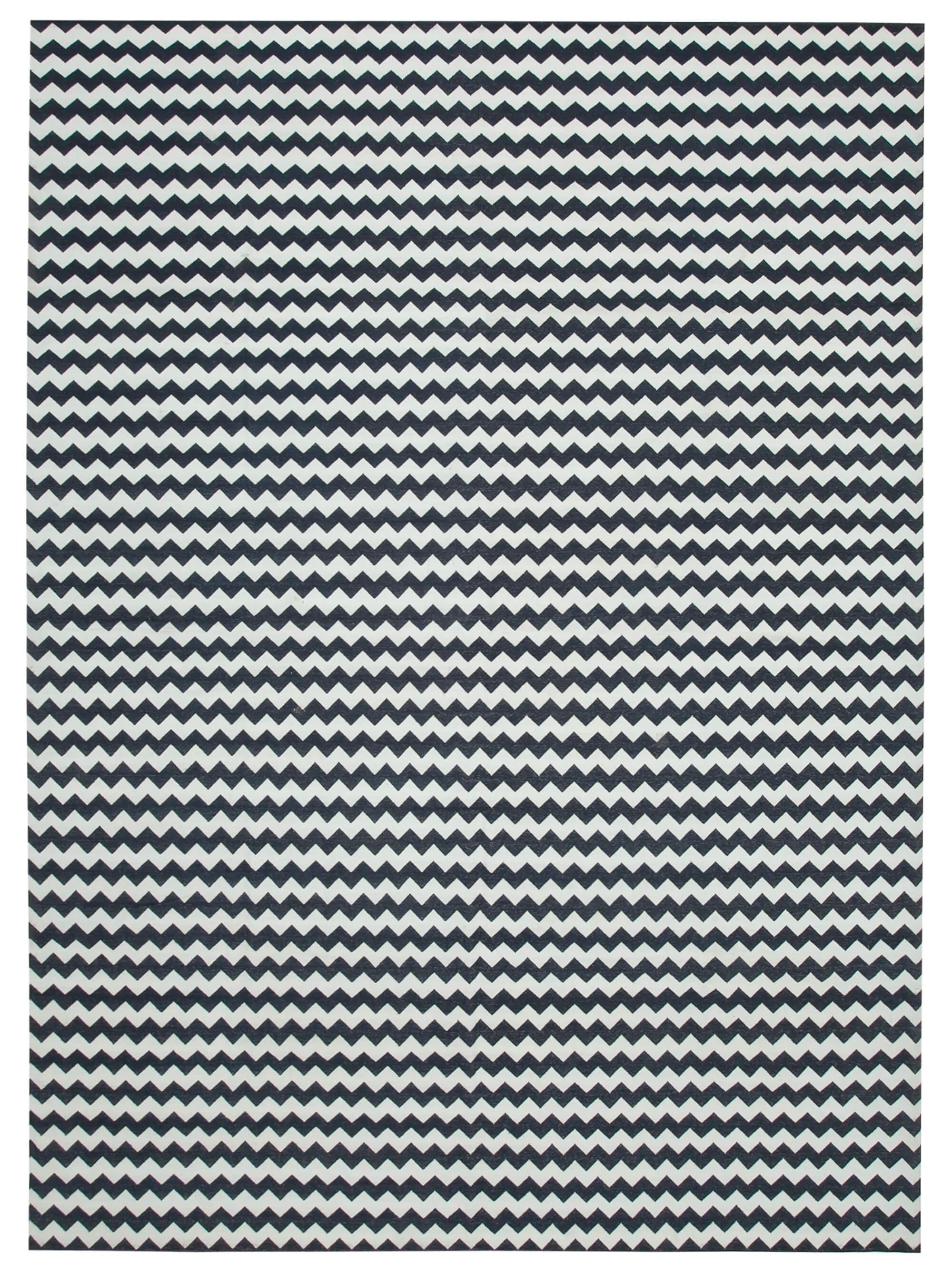 10 x 14 Black Dhurrie Rug - 3064