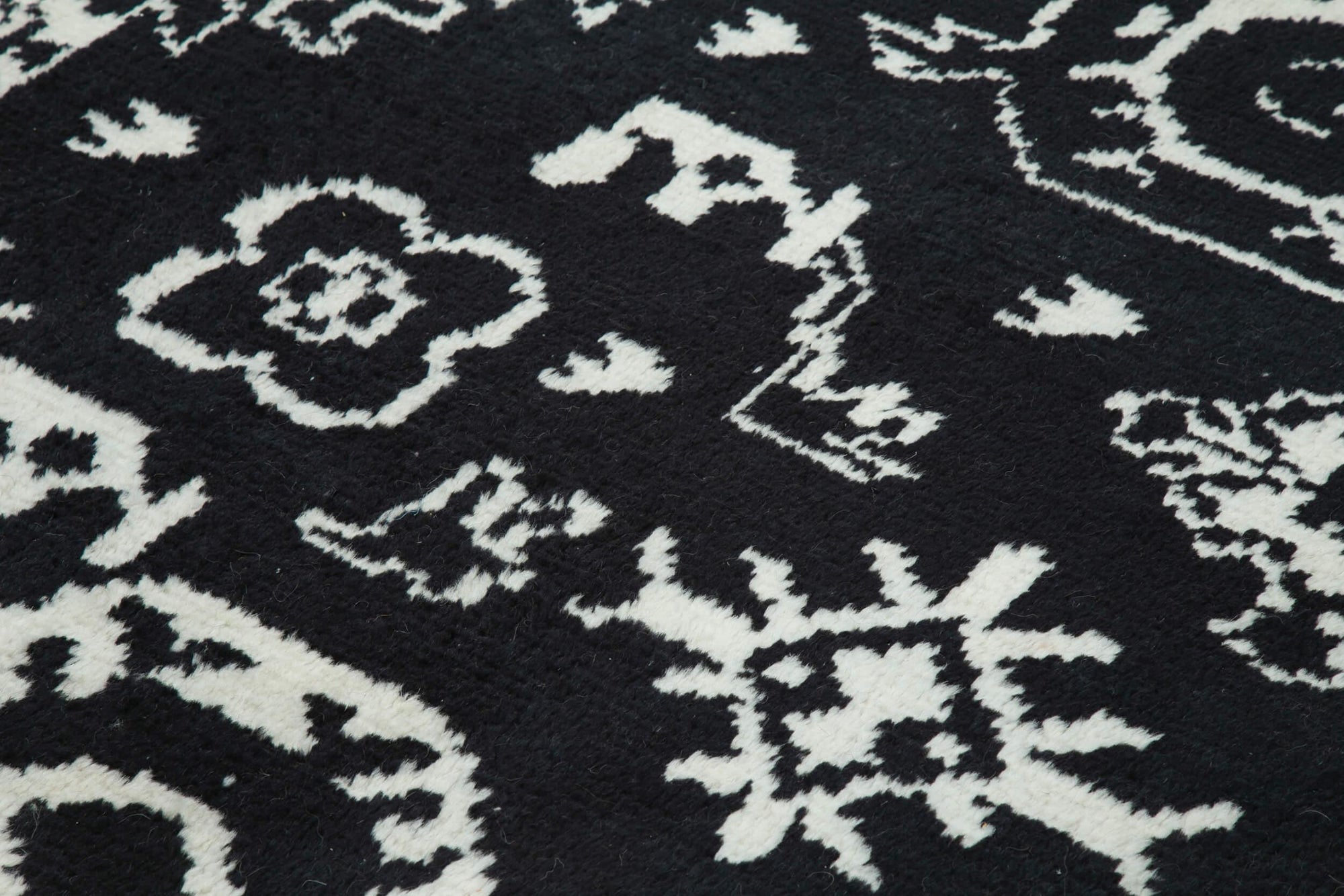 7 x 10 Black Moroccan Rug - 3130