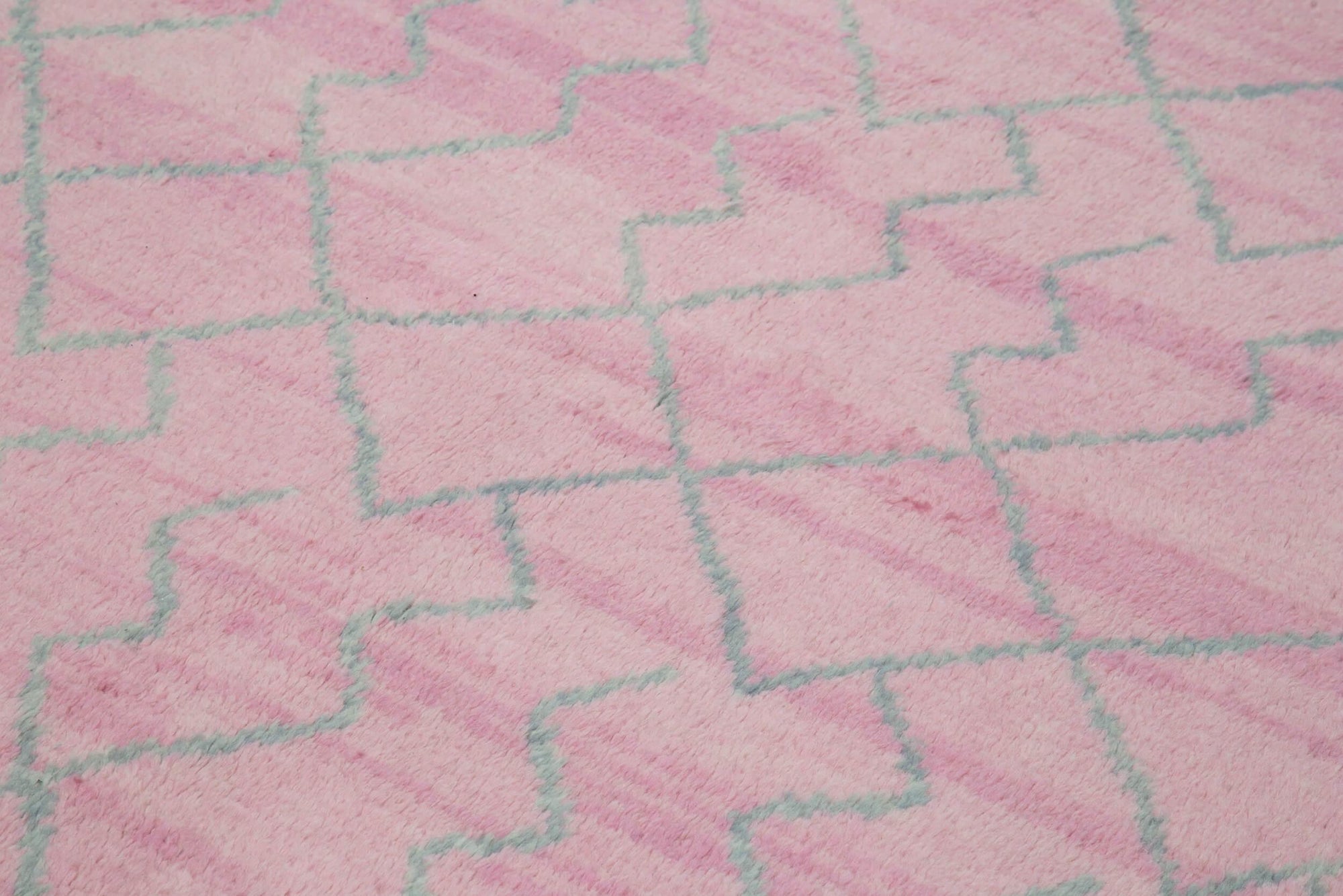 8 x 10 Pink Moroccan Rug - 3134