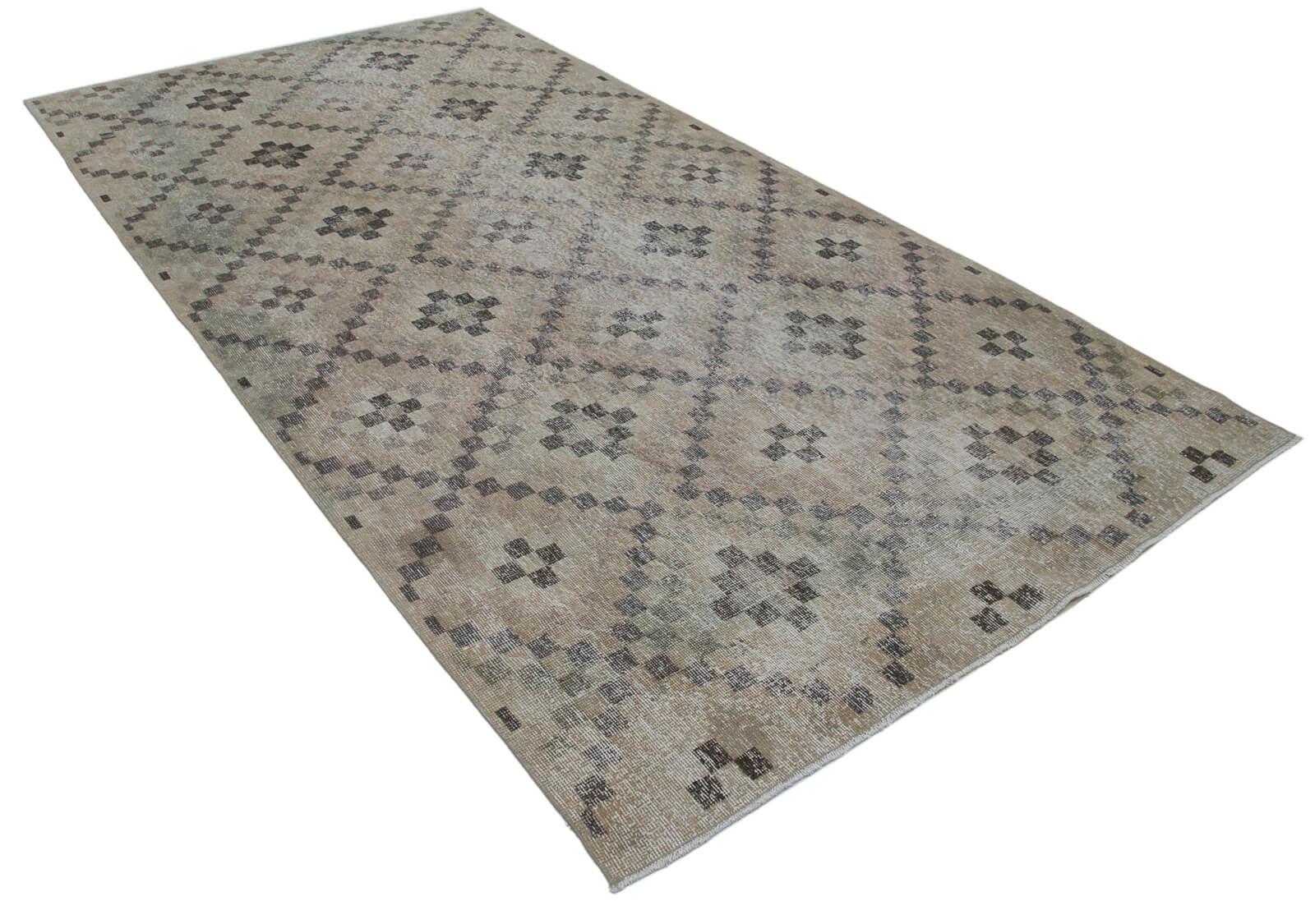 5 x 10 Beige Bohemian Rug  - 3175