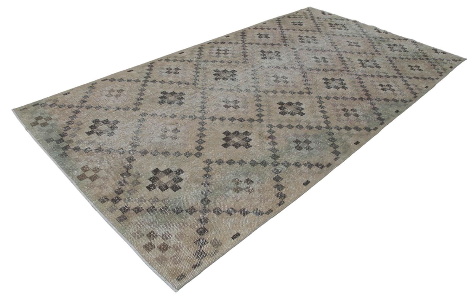 5 x 10 Beige Bohemian Rug  - 3175