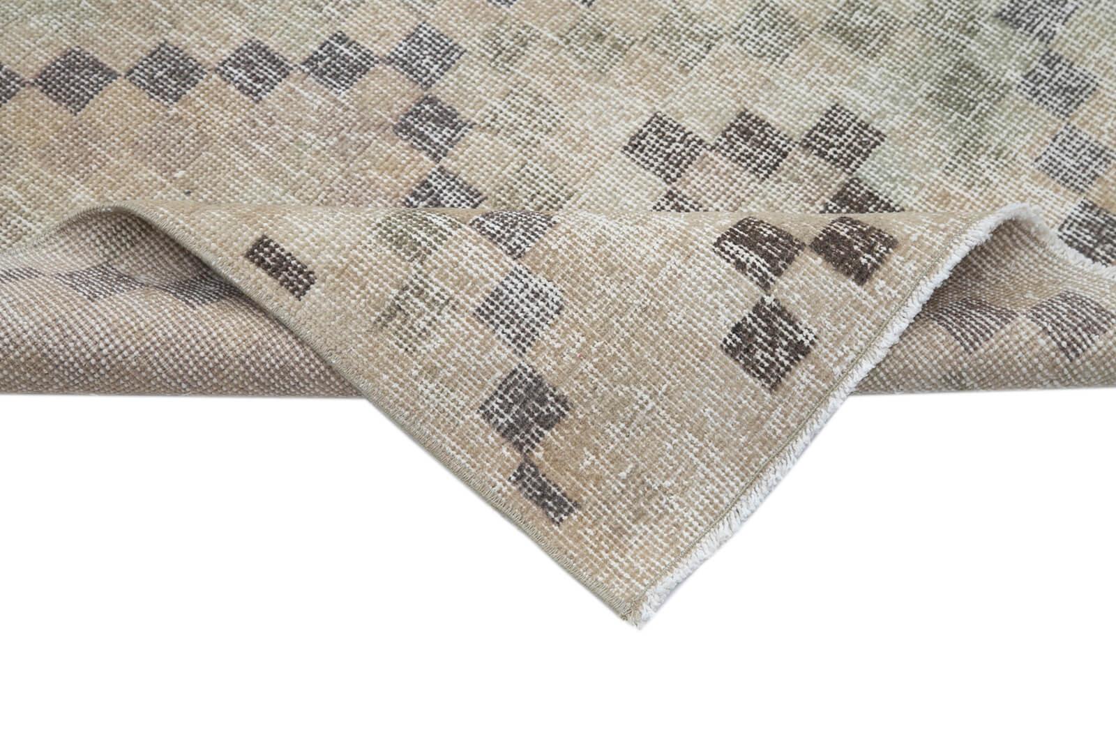 5 x 10 Beige Bohemian Rug  - 3175