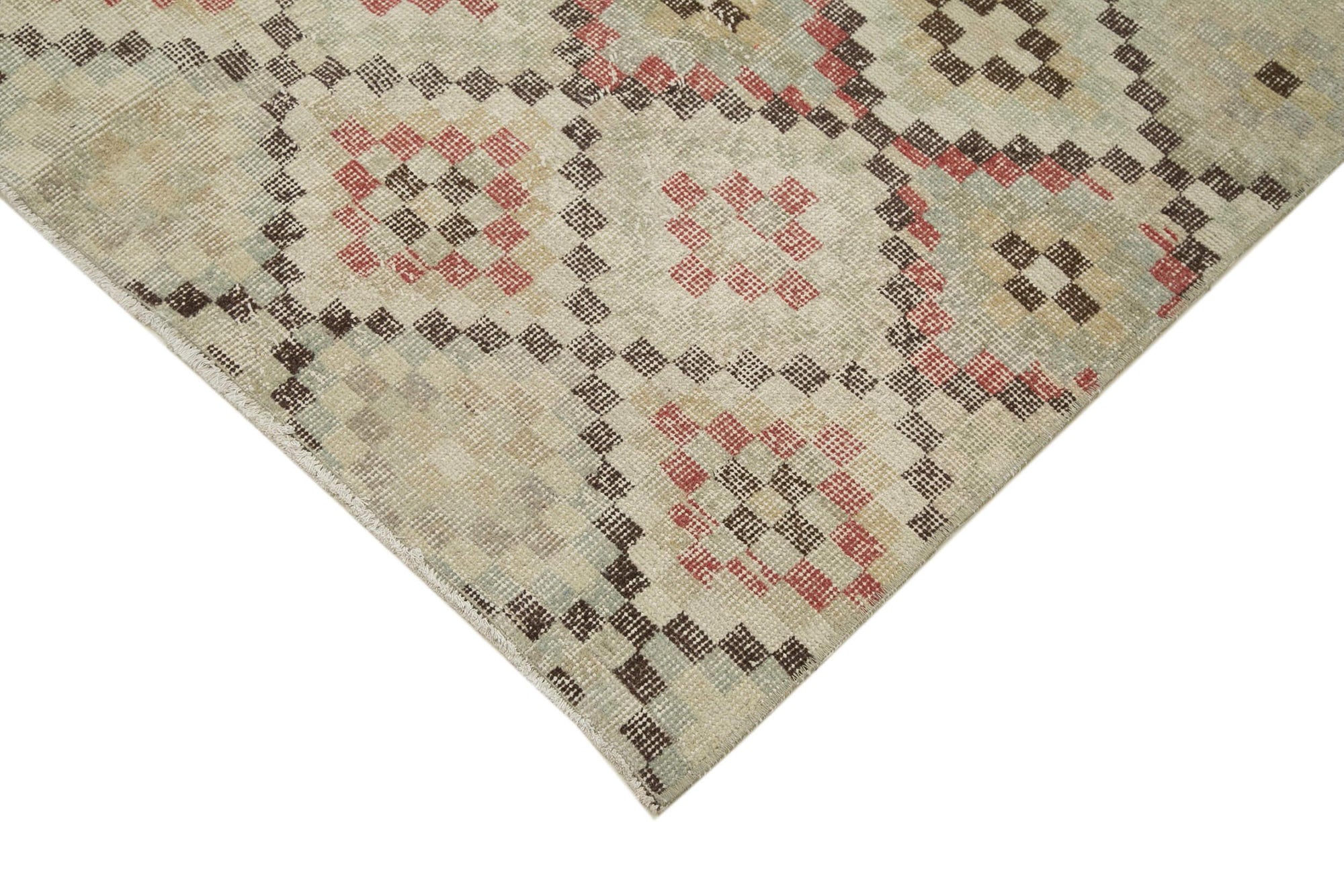 4 x 8 Beige Bohemian Rug  - 3180