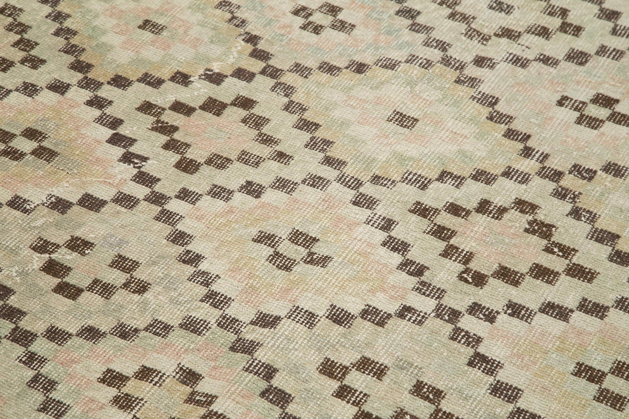 4 x 8 Beige Bohemian Rug  - 3180