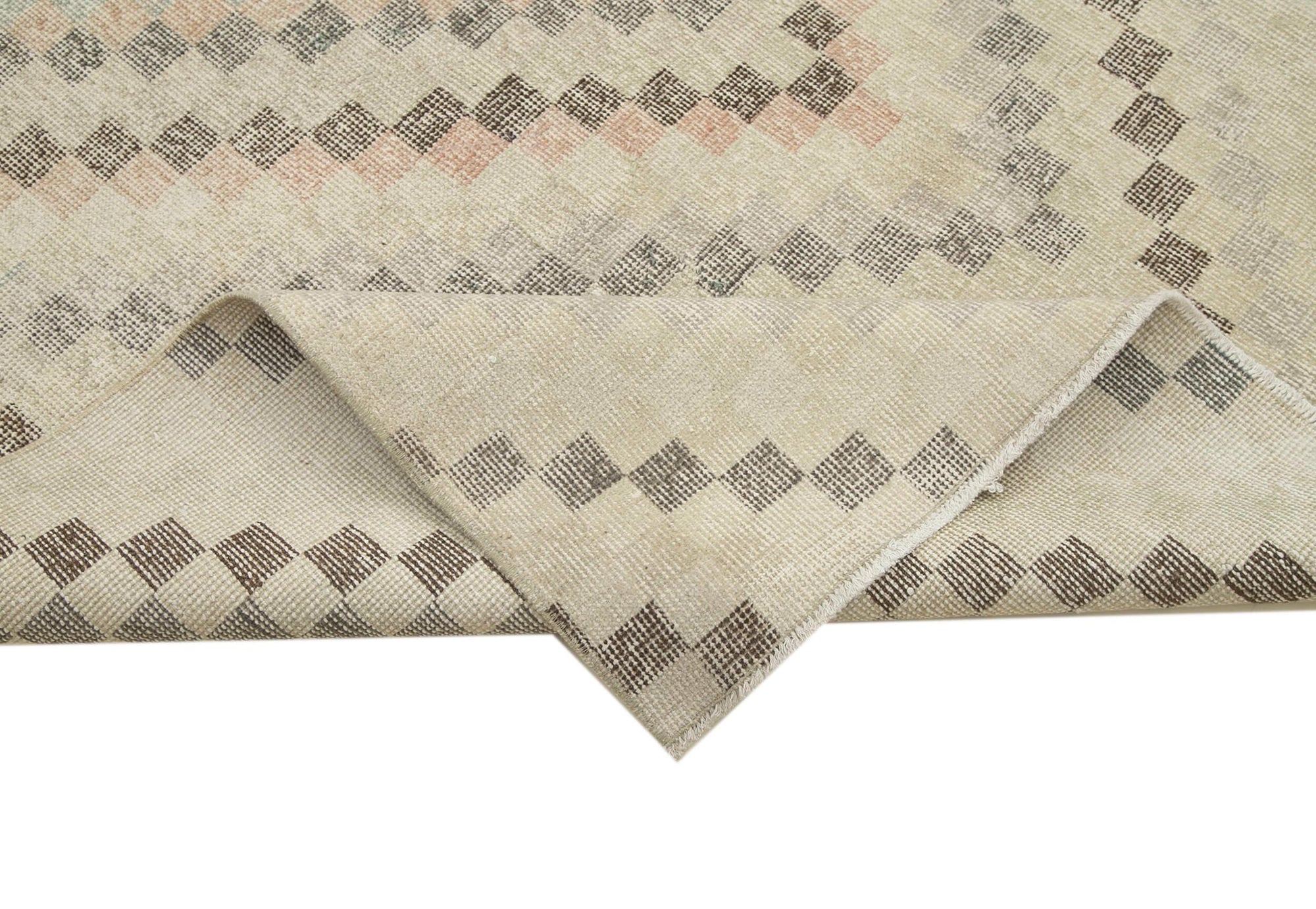 6 x 10 Beige Bohemian Rug  - 3223