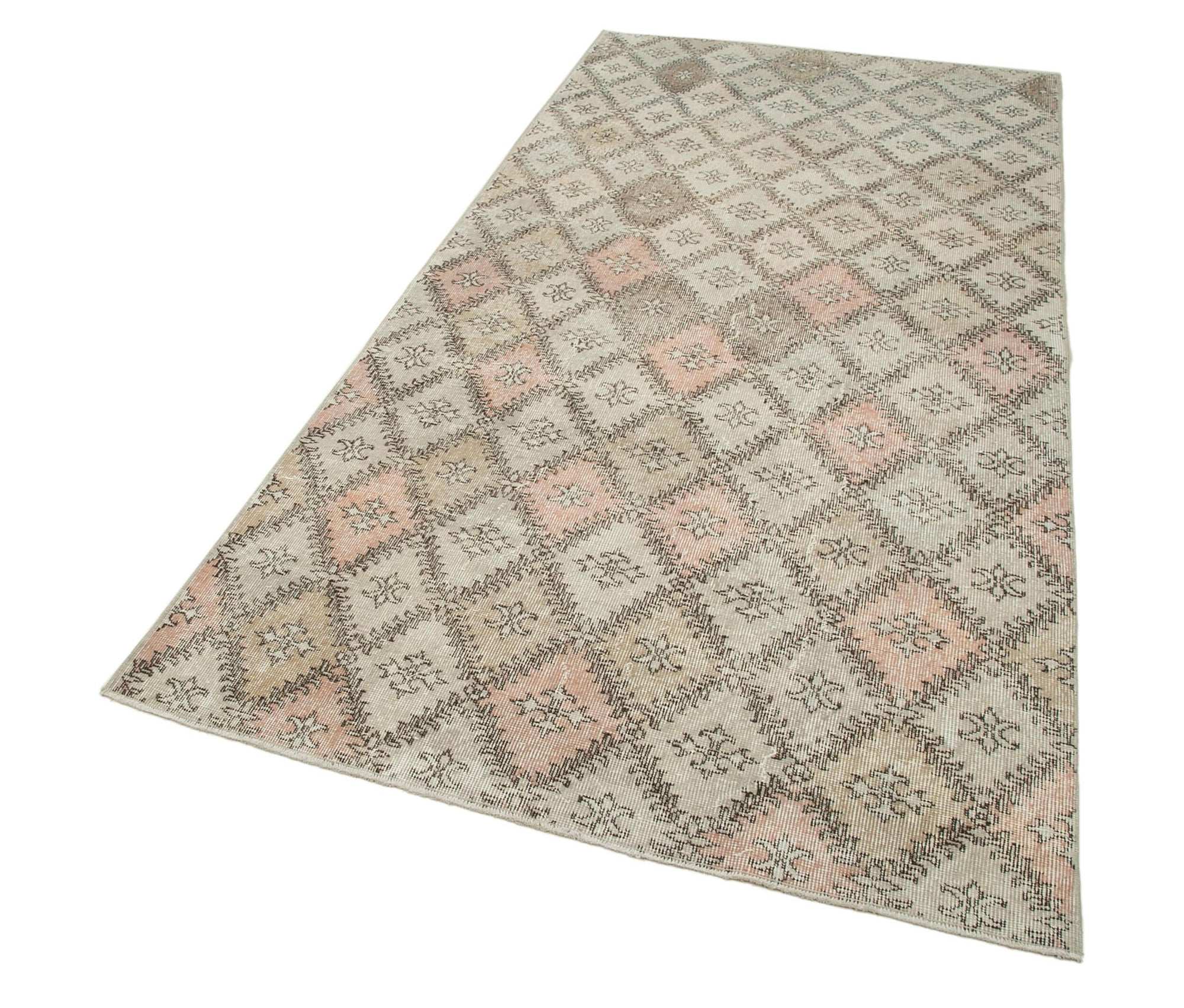 4 x 9 Beige Bohemian Rug  - 3254