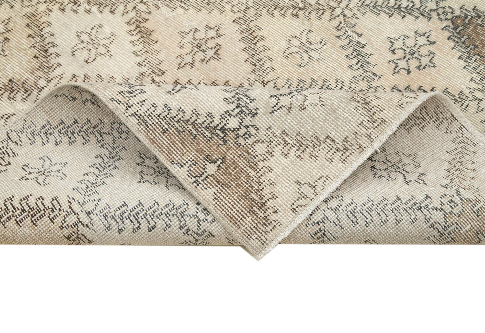 4 x 9 Beige Bohemian Rug  - 3254