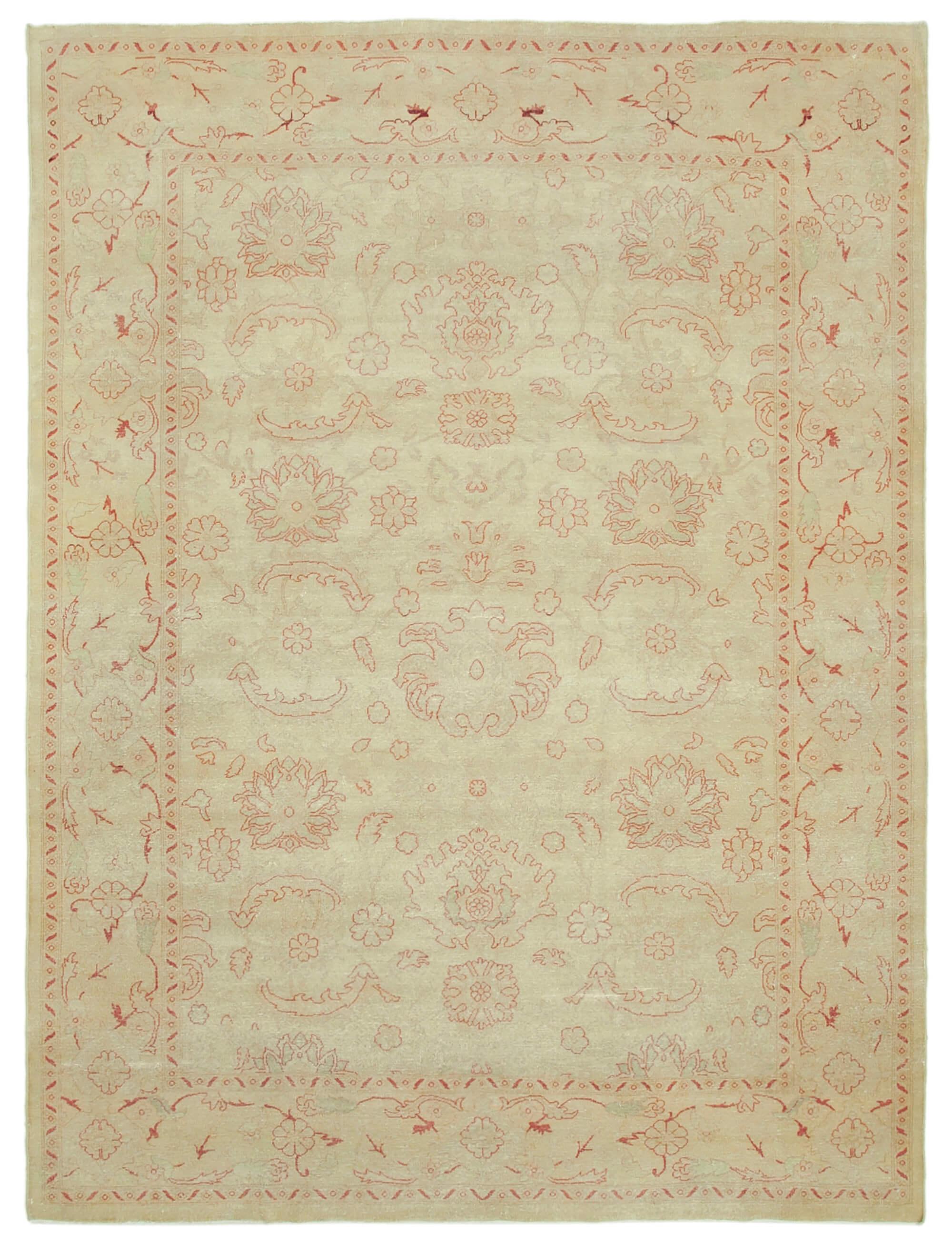 9 x 12 Beige Oushak Rug - 3310