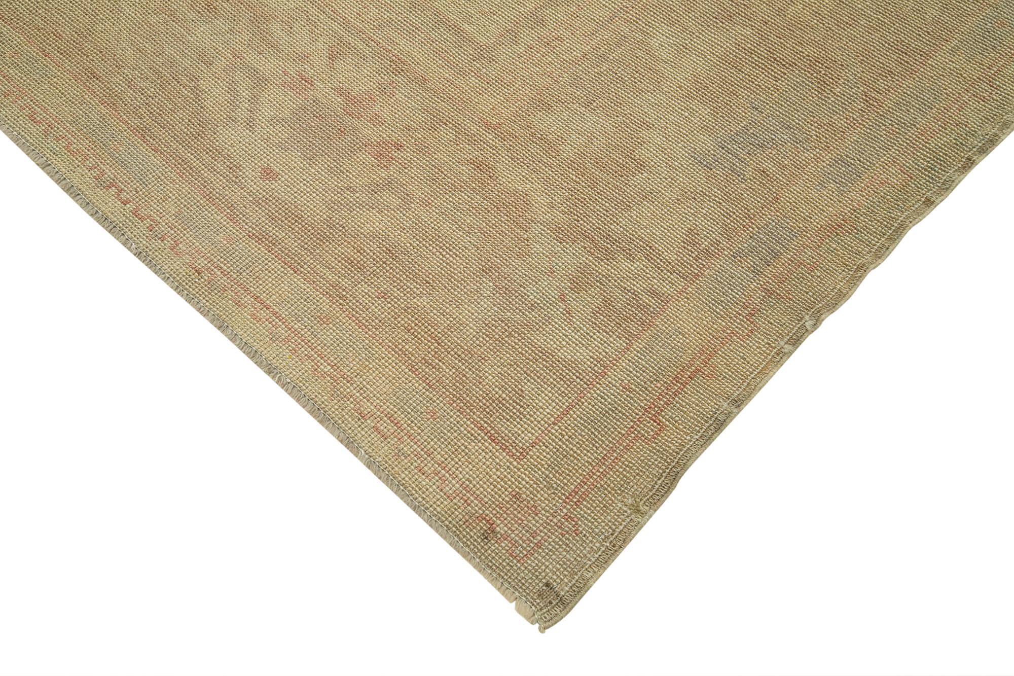 7 x 10 Beige Oushak Rug - 3313