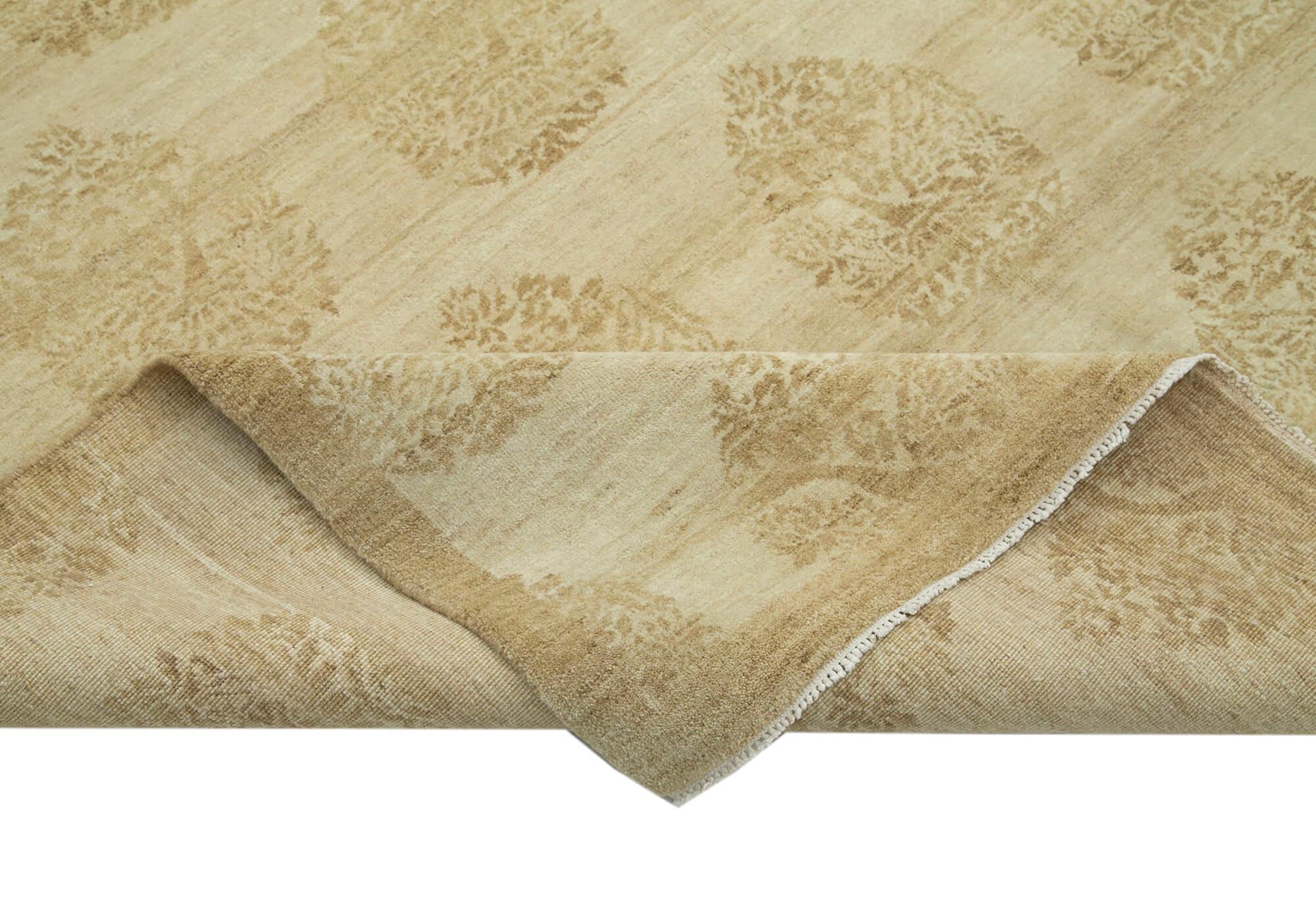 6 x 9 Beige Oushak Rug - 3353