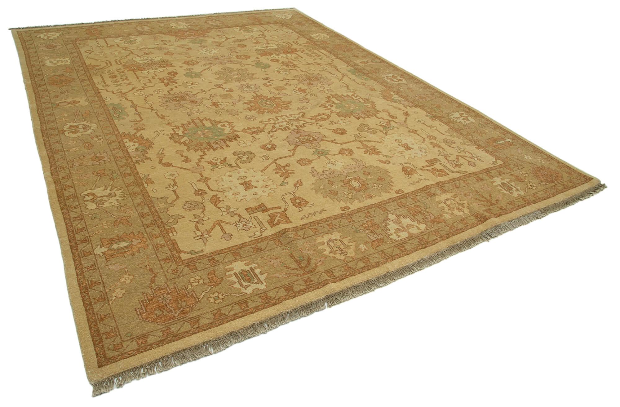 9 x 12 Beige Oushak Rug - 3377