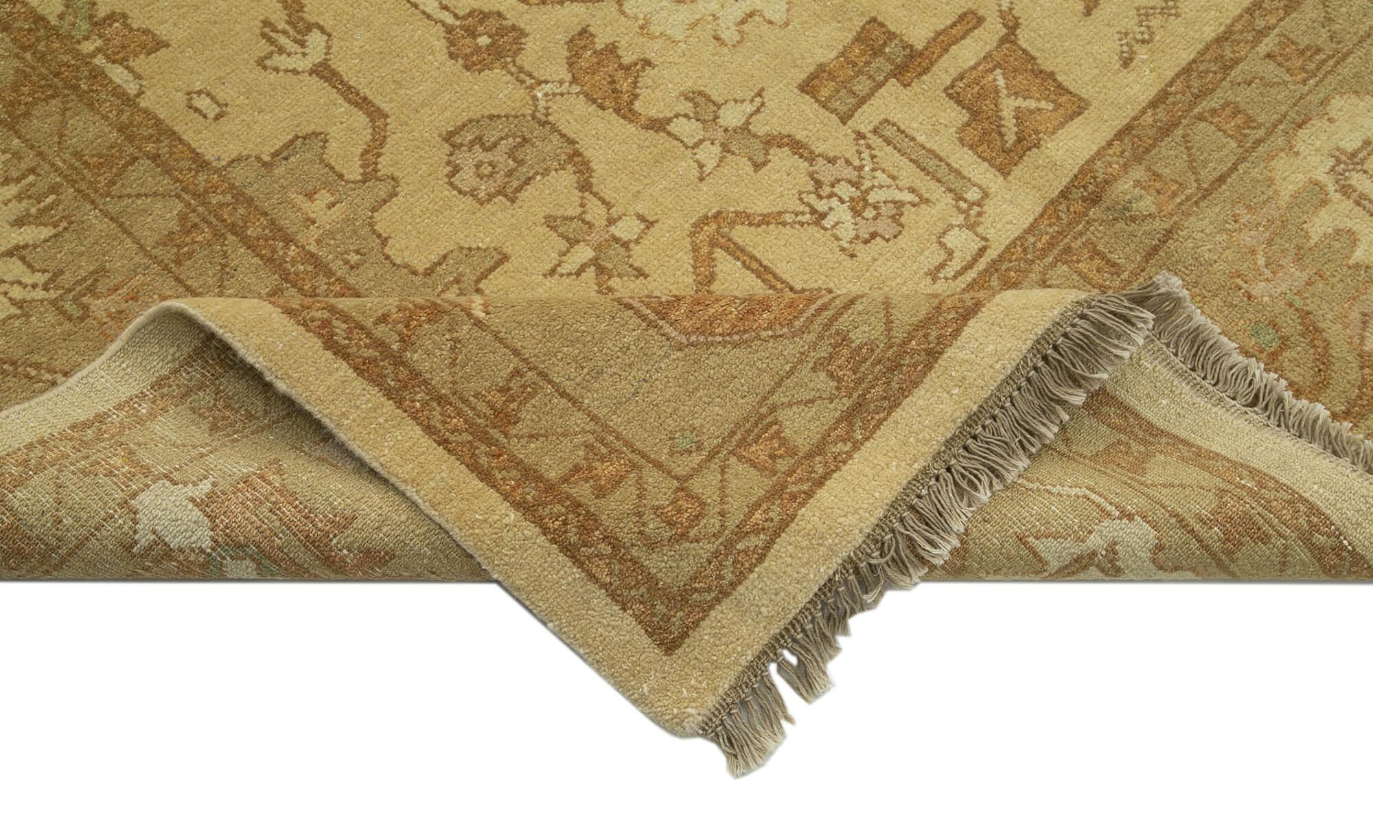 9 x 12 Beige Oushak Rug - 3377