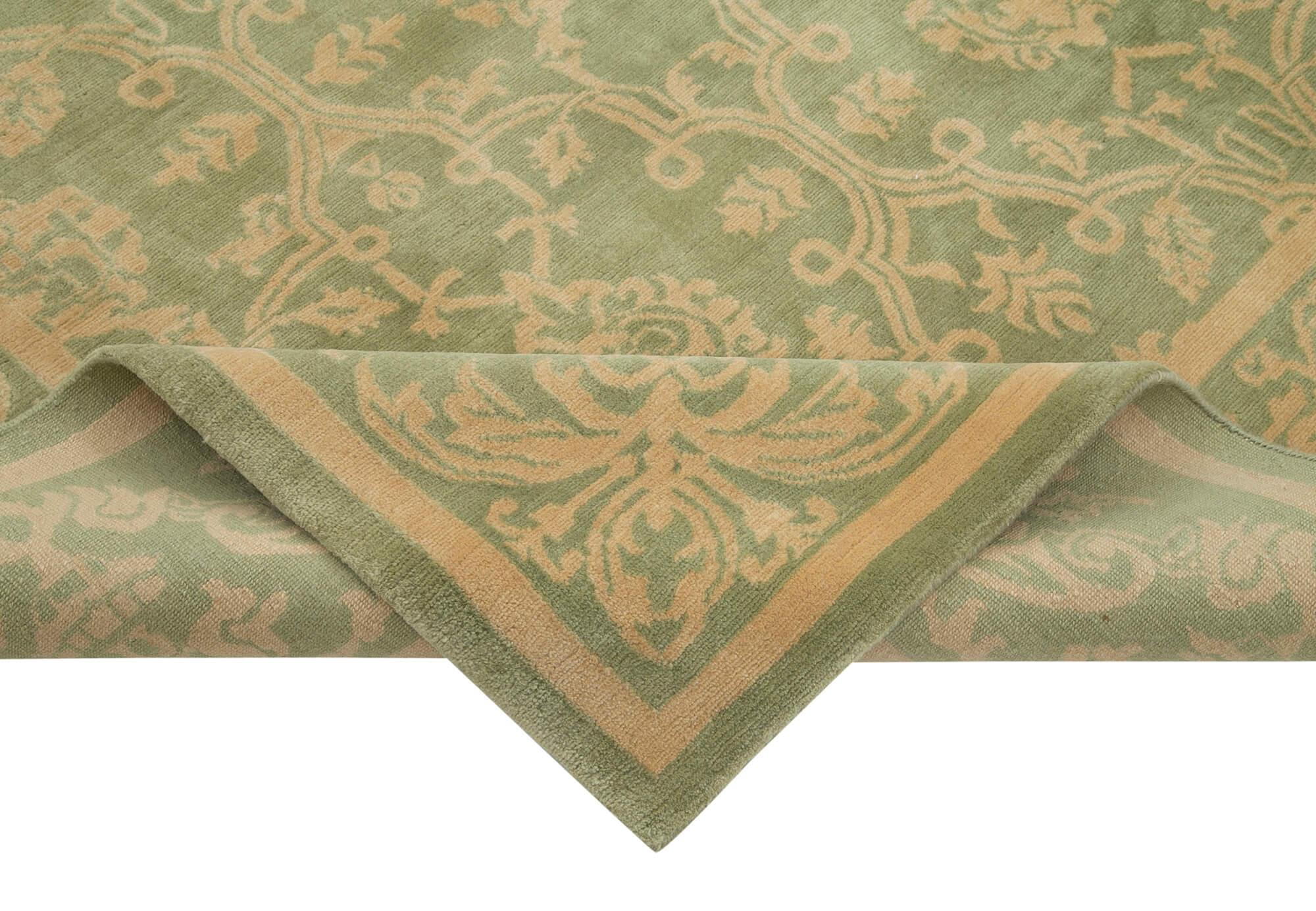 8 x 10 Green Oushak Rug - 3385