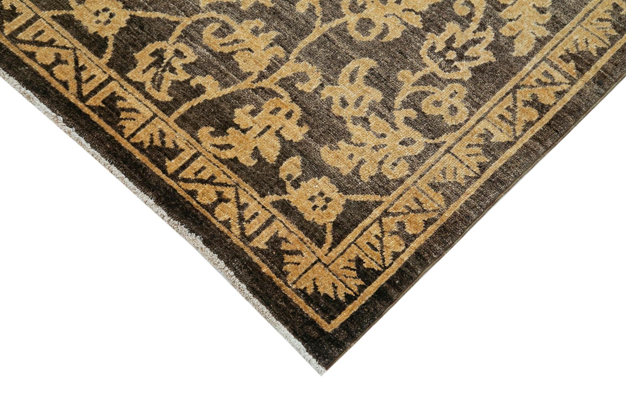 6 x 9 Brown Oushak Rug - 3455