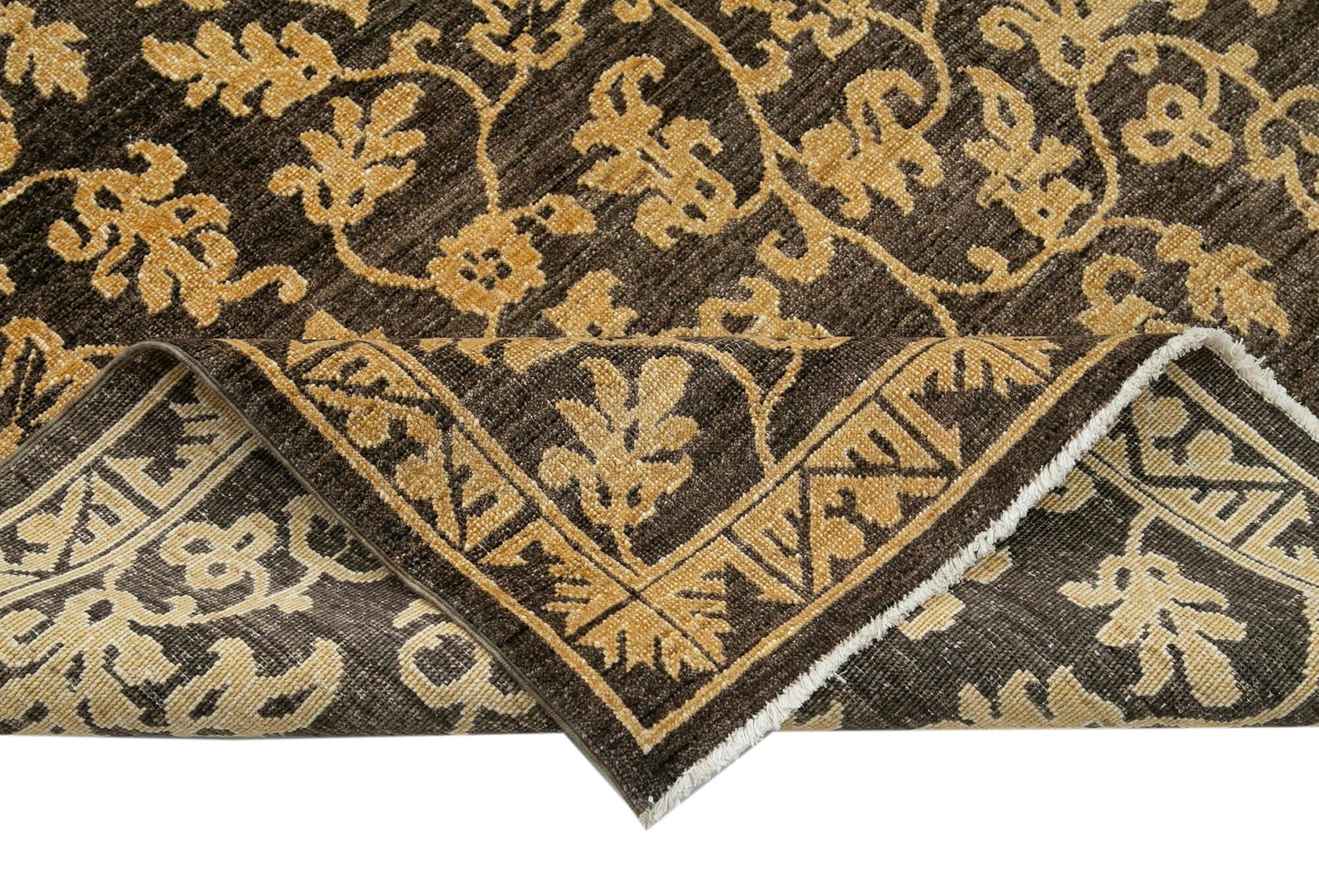 6 x 9 Brown Oushak Rug - 3455