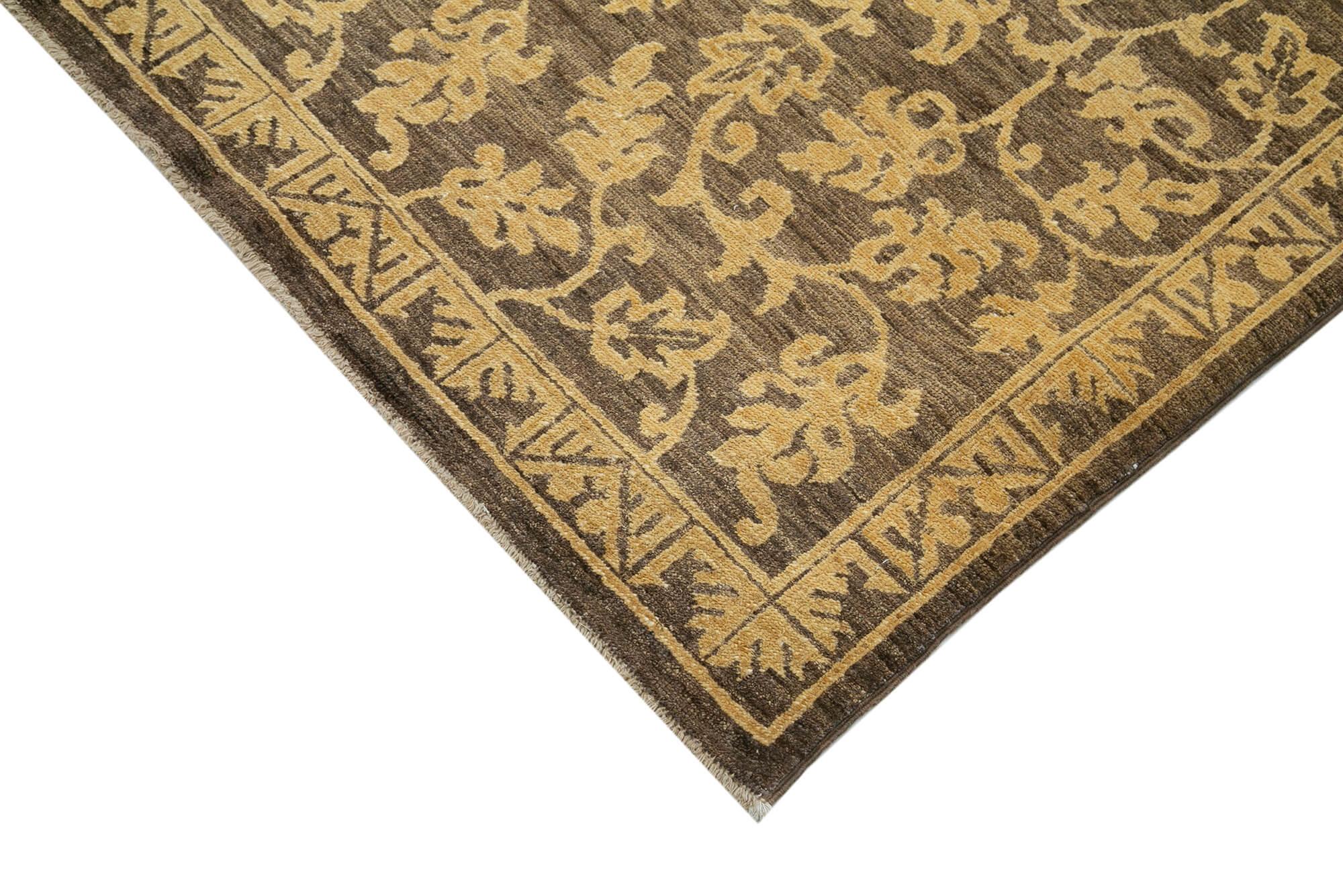 6 x 9 Brown Oushak Rug - 3457