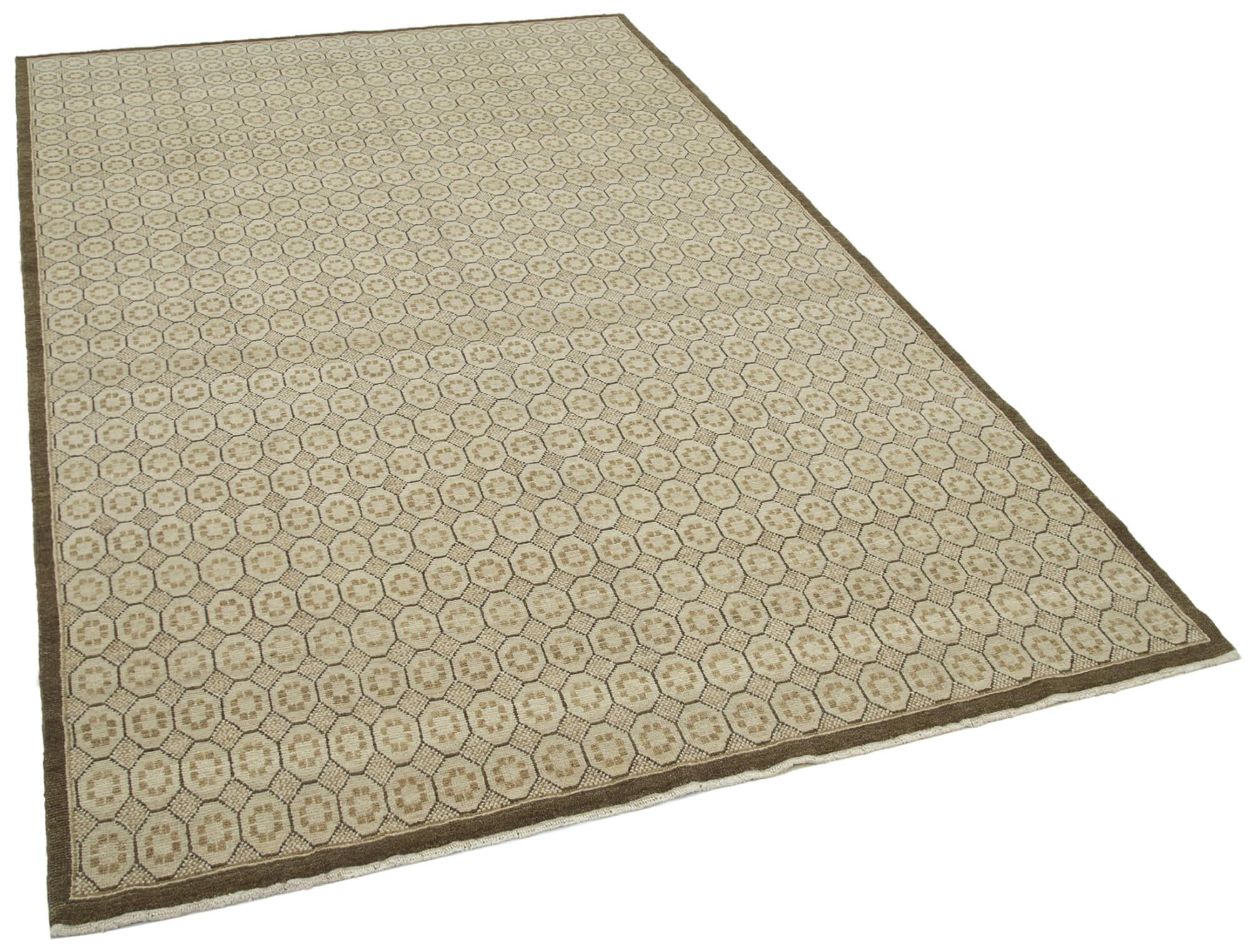 6 x 9 Beige Oushak Rug - 3496