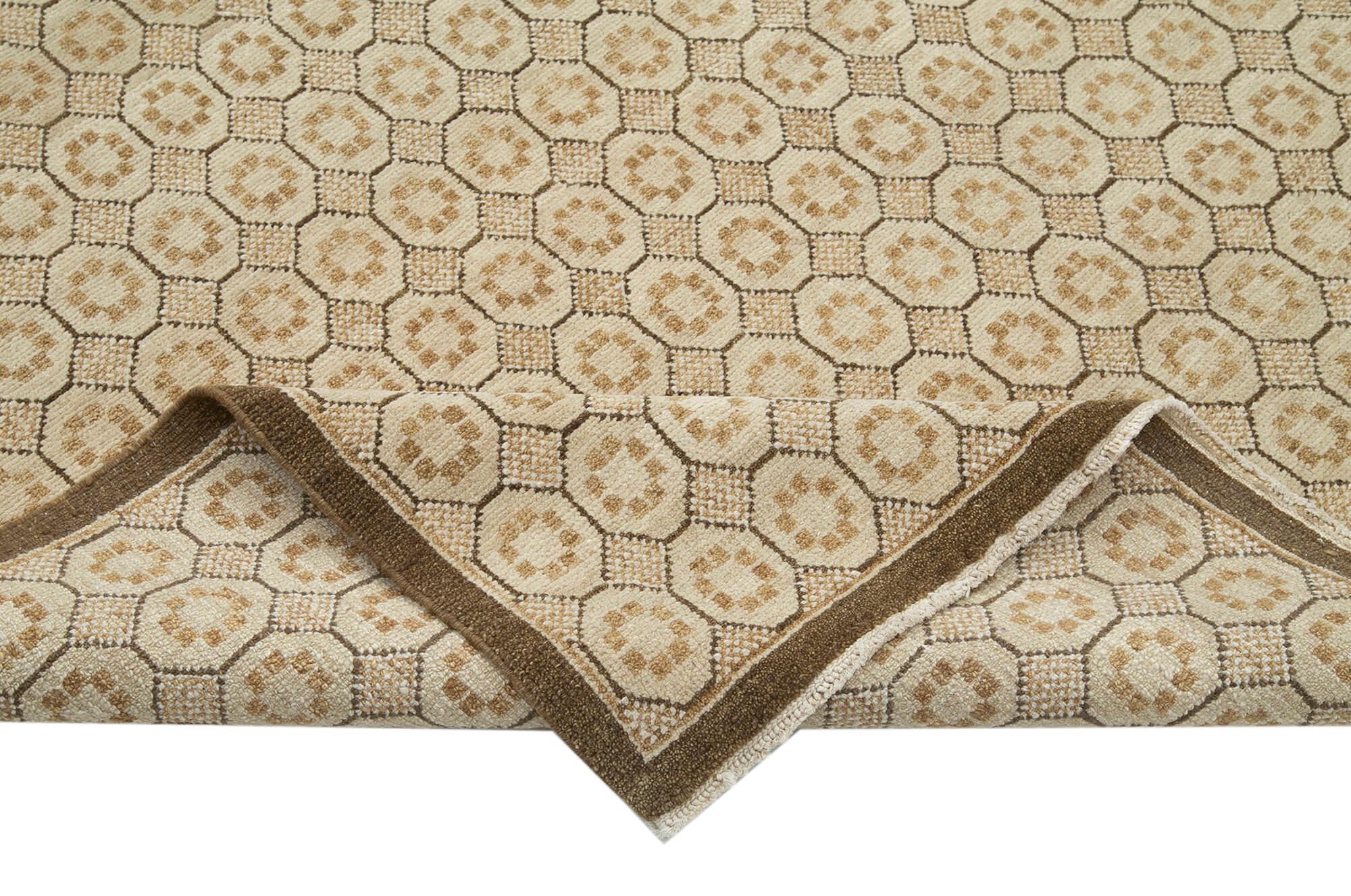 6 x 9 Beige Oushak Rug - 3496