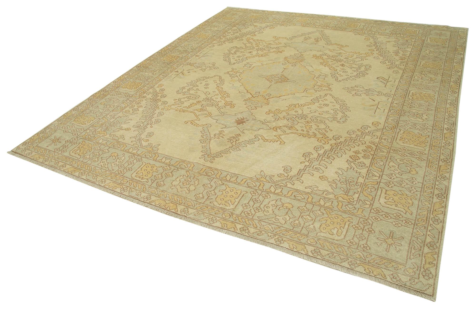 8 x 9 Beige Oushak Rug - 3515