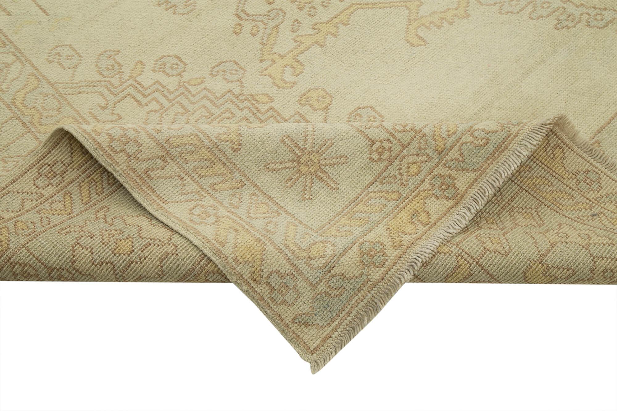 8 x 9 Beige Oushak Rug - 3515