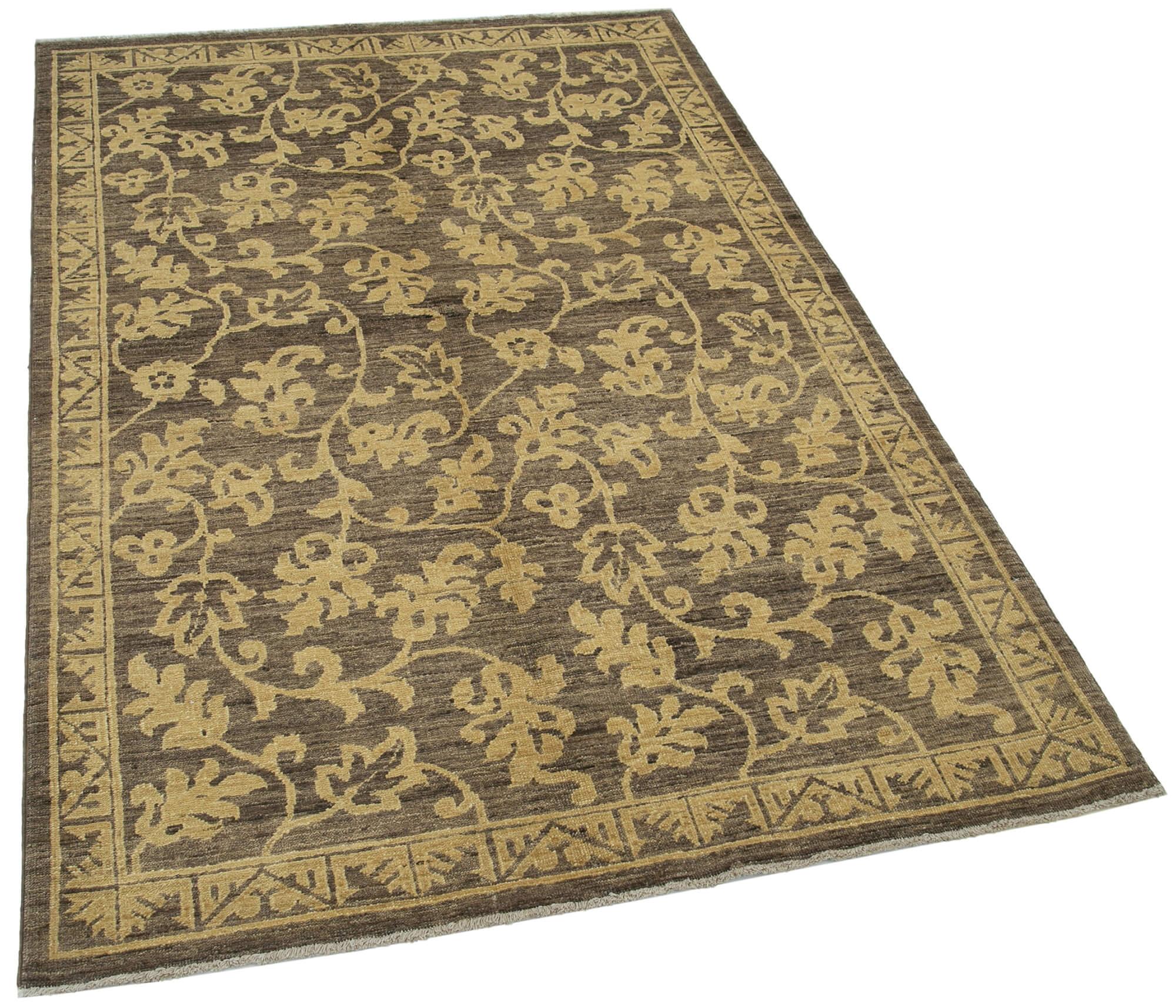 4 x 6 Brown Oushak Rug - 3529