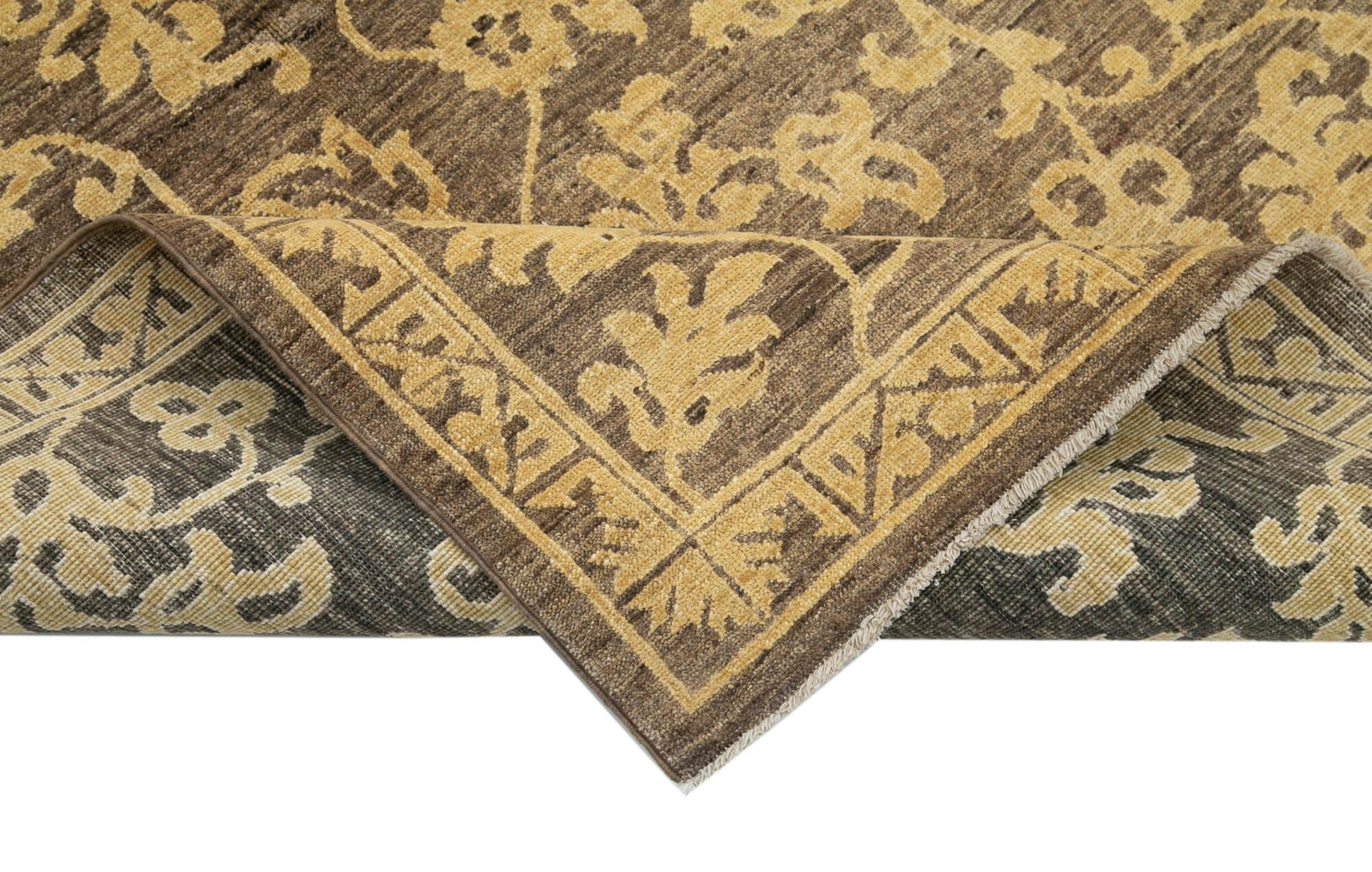 4 x 6 Brown Oushak Rug - 3529