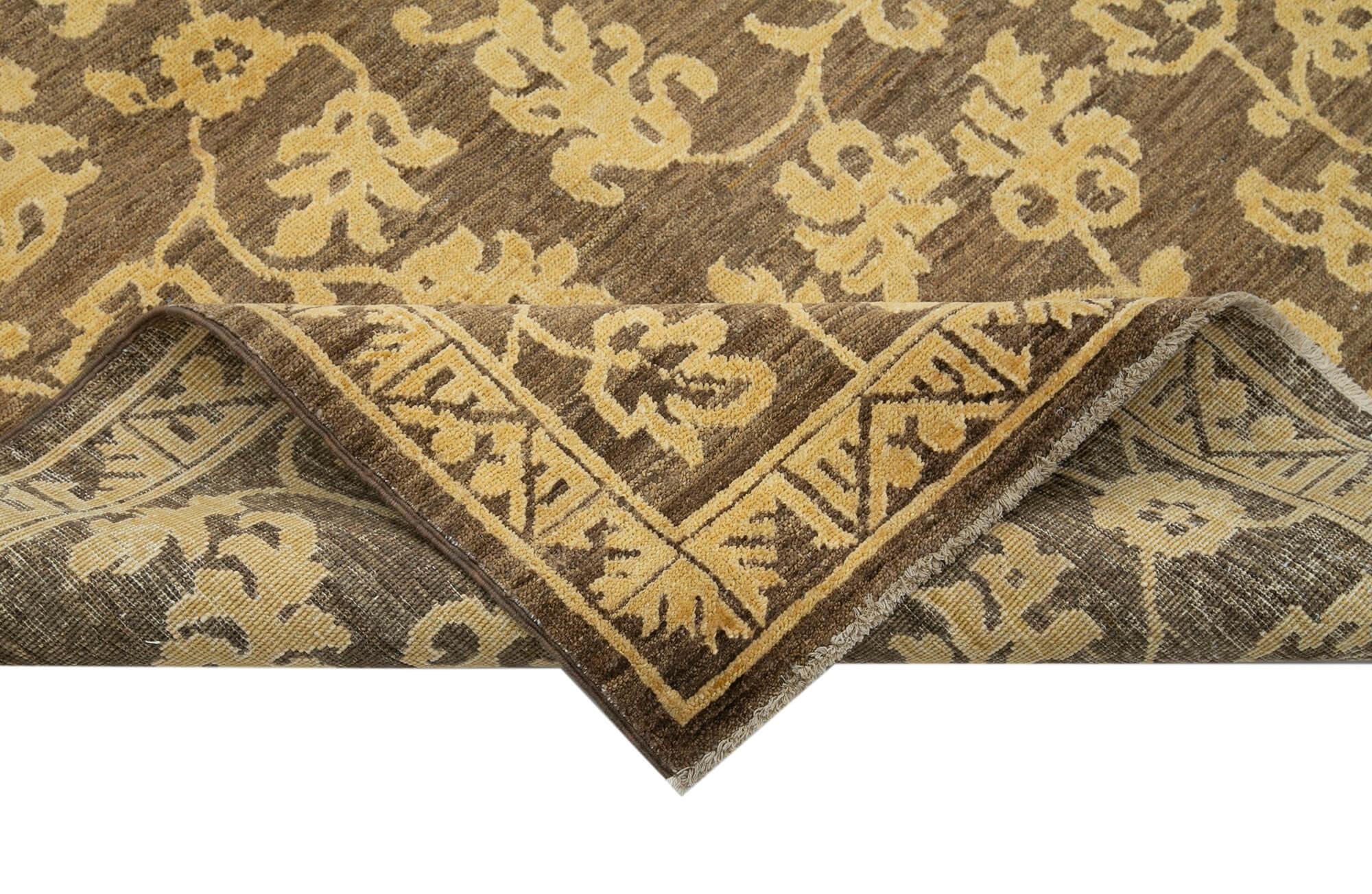 4 x 6 Brown Oushak Rug - 3531