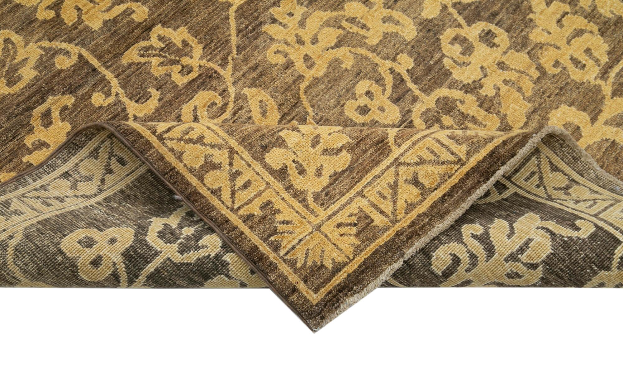 4 x 6 Brown Oushak Rug - 3539