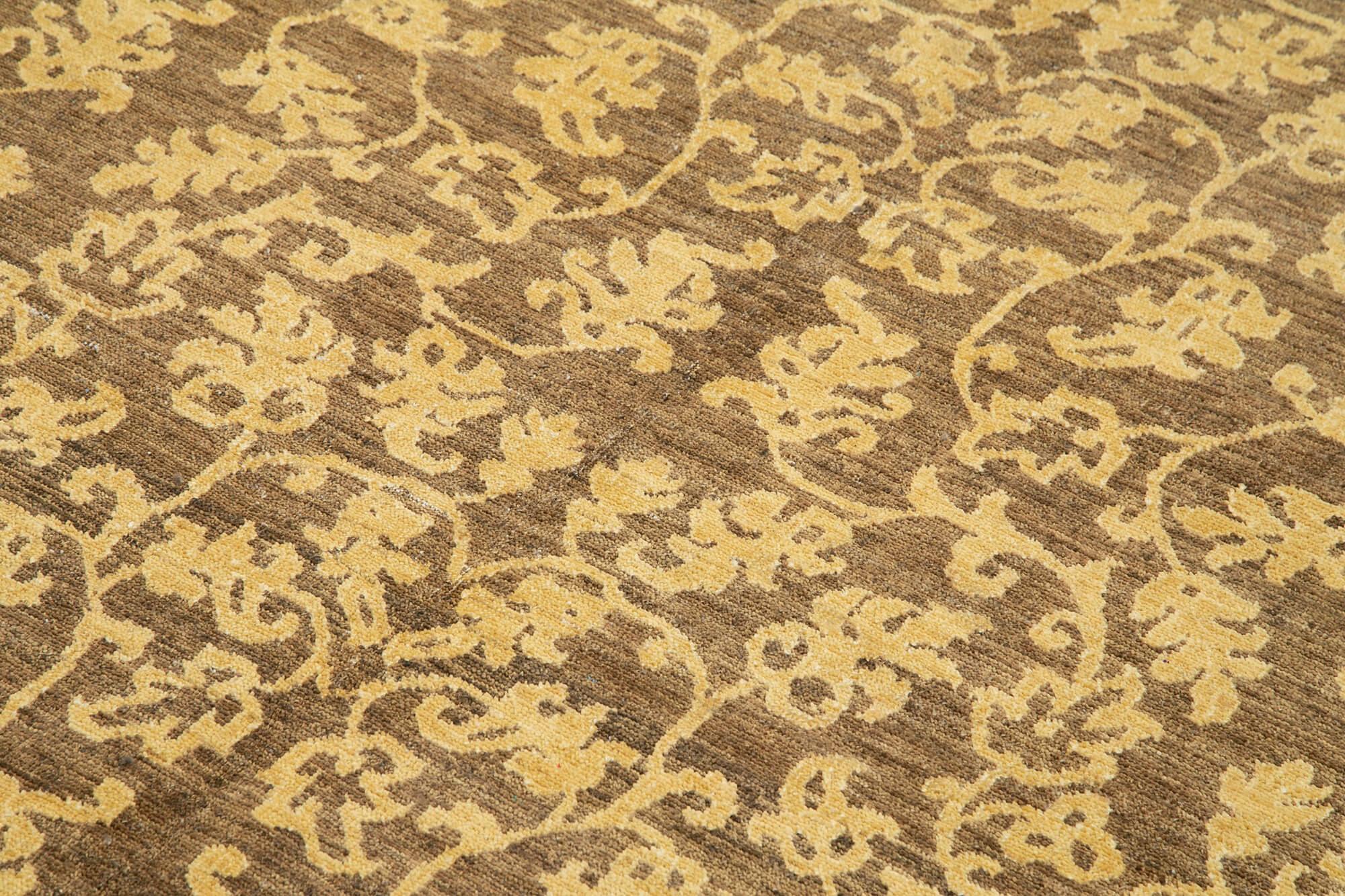 6 x 8 Brown Oushak Rug - 3550