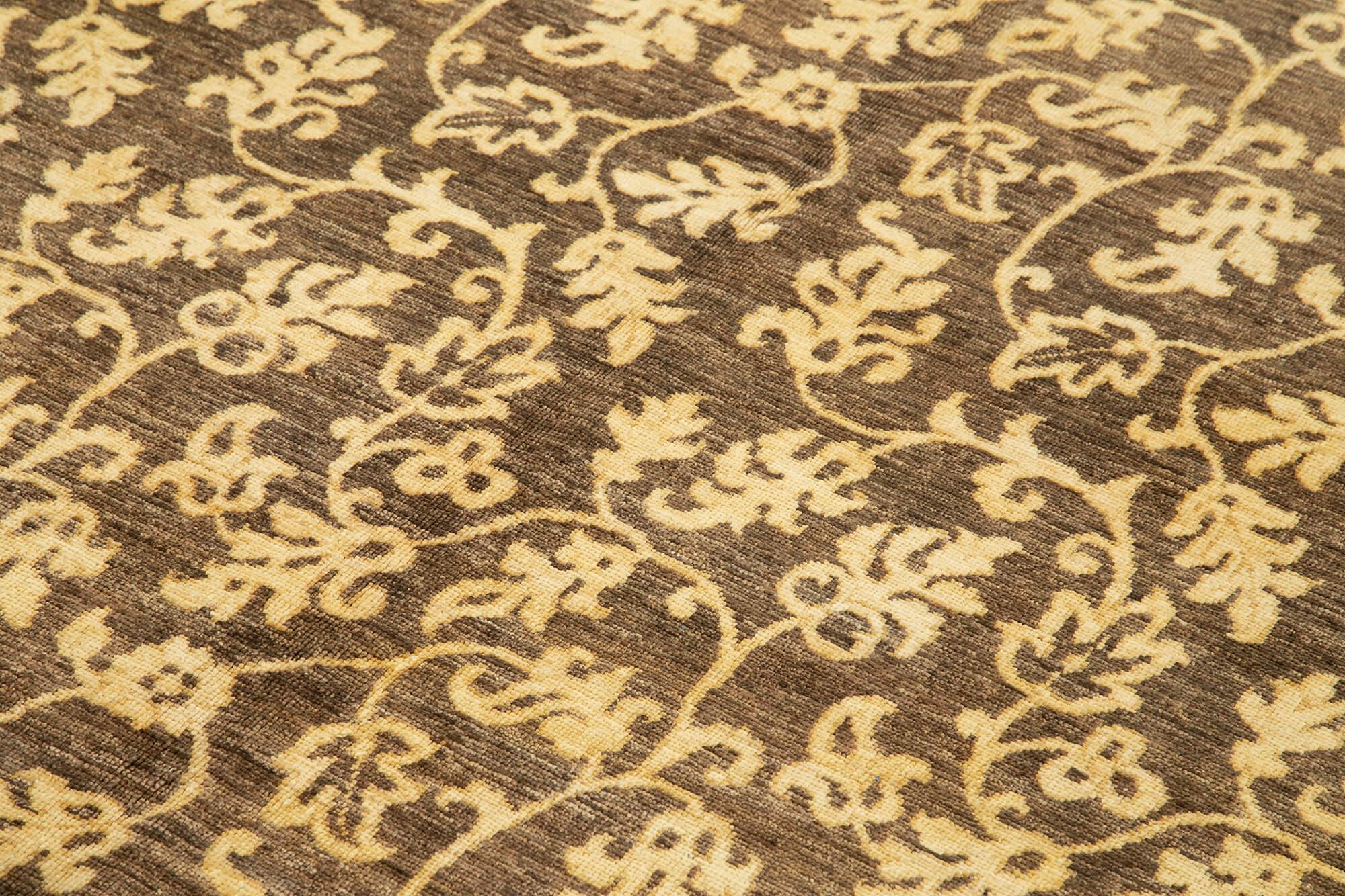 6 x 9 Brown Oushak Rug - 3551