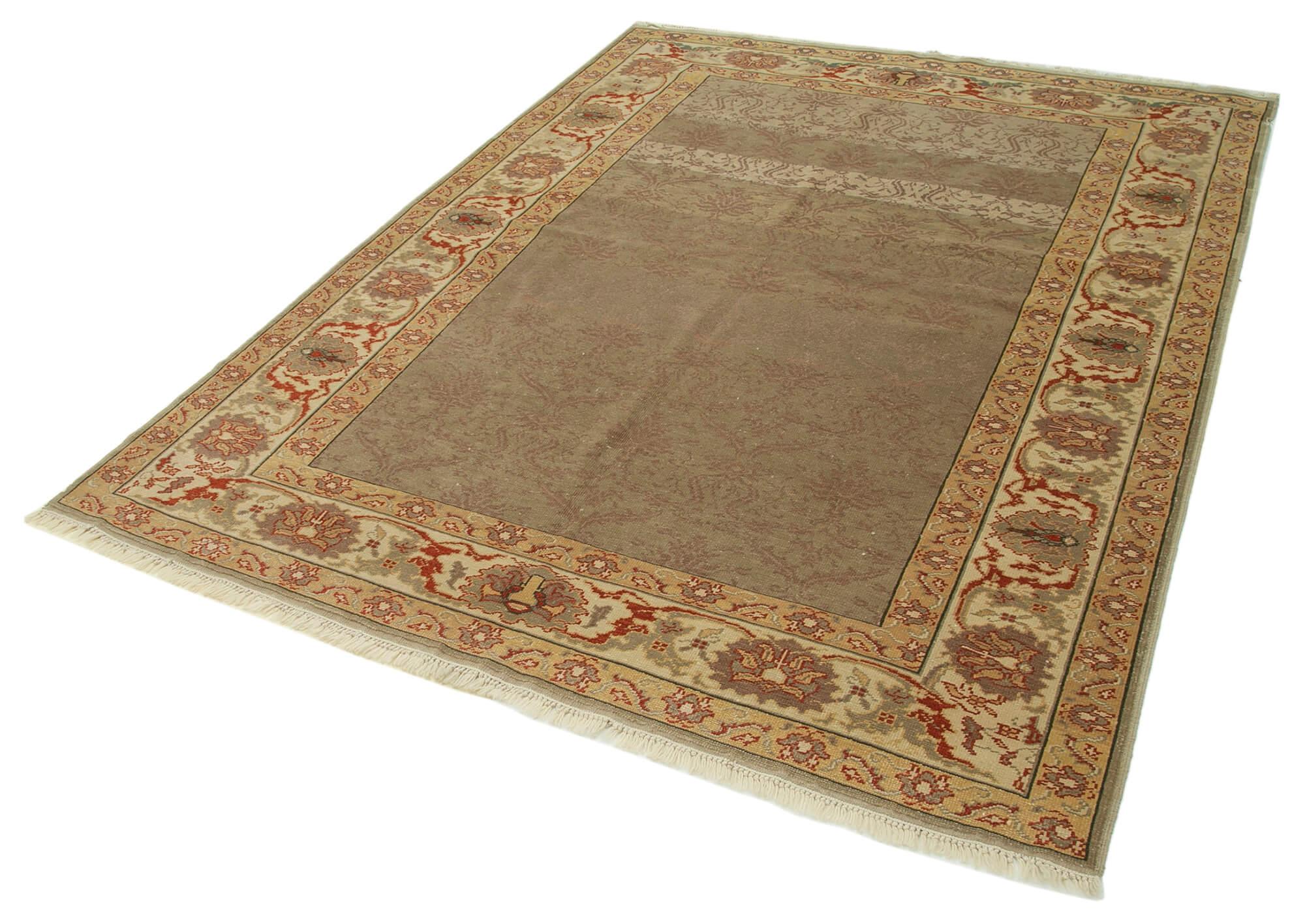 6 x 8 Brown Oushak Rug - 3655