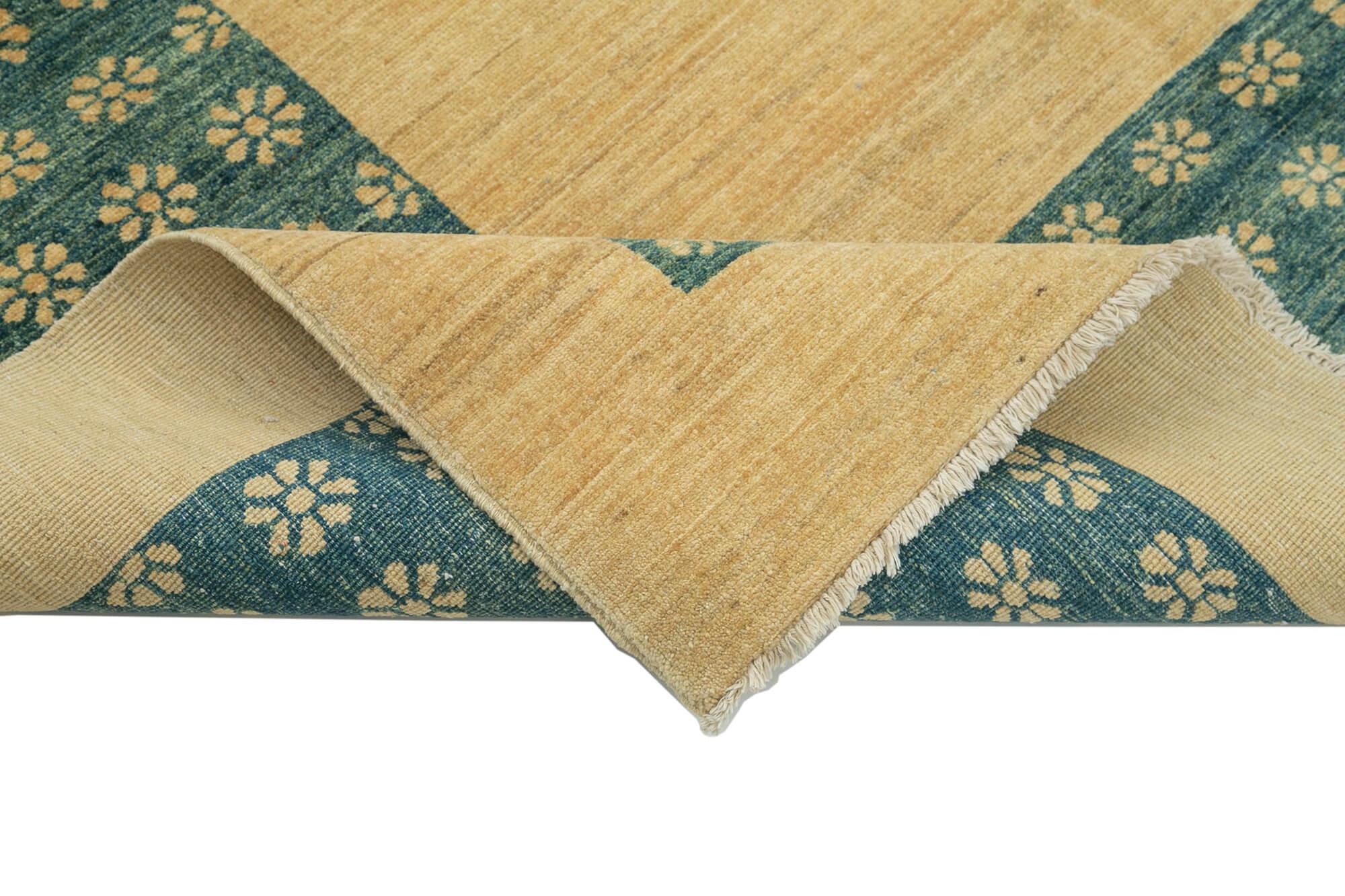 6 x 8 Beige Oushak Rug - 3660