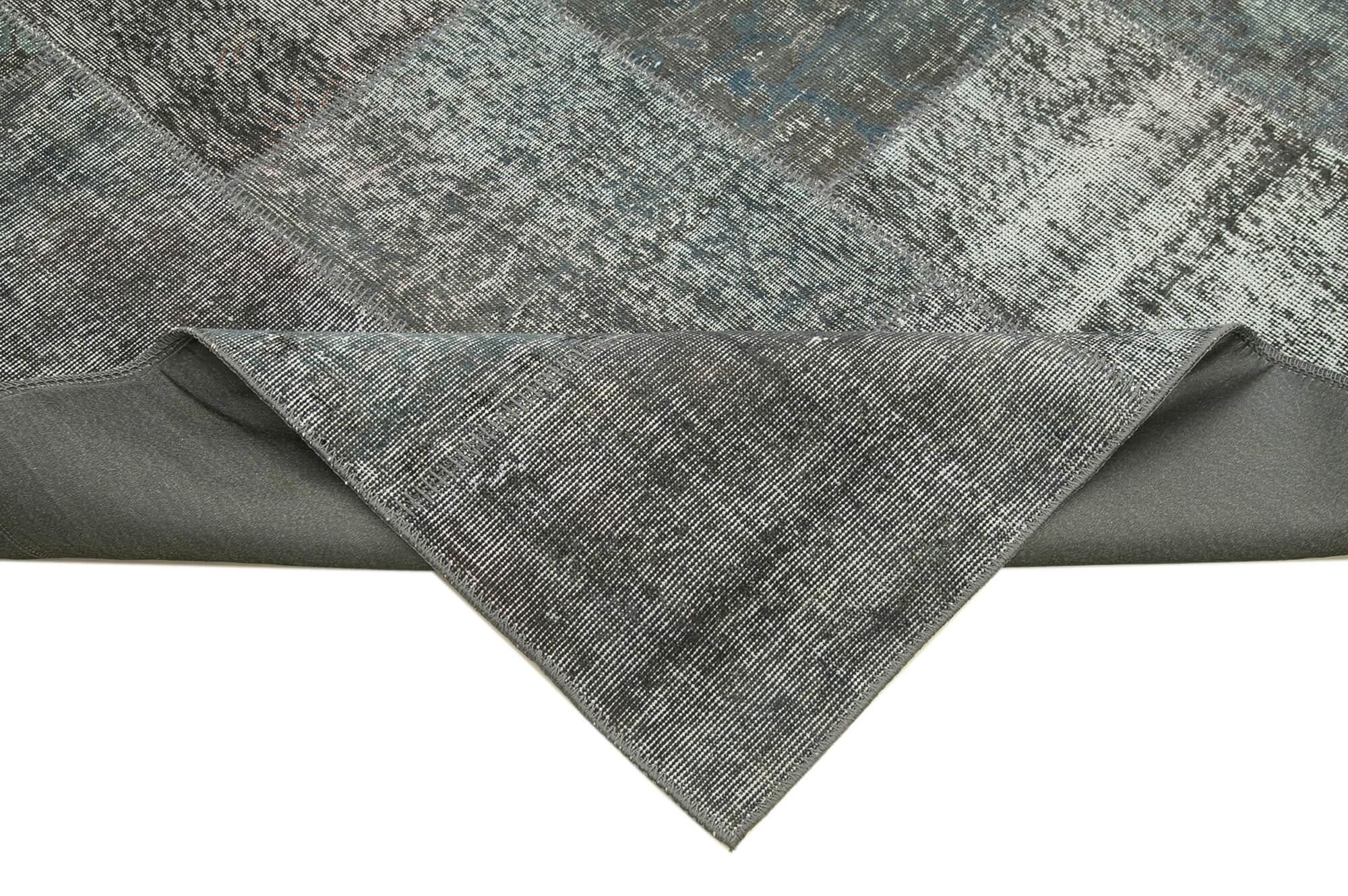 8 x 11 Grey Patchwork Rug- 3714