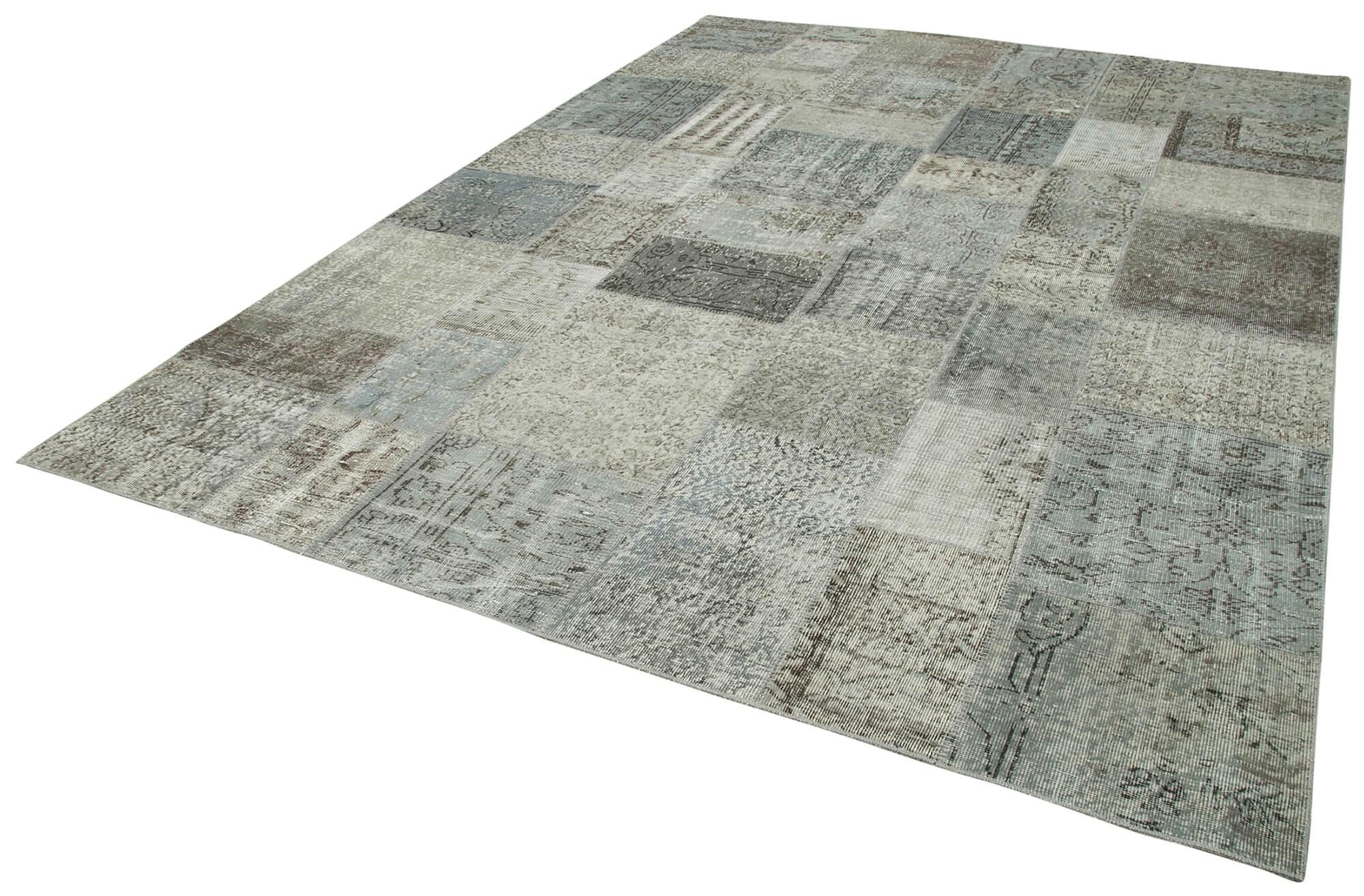 (8 x 11)  Grey Patchwork Rug- 3719