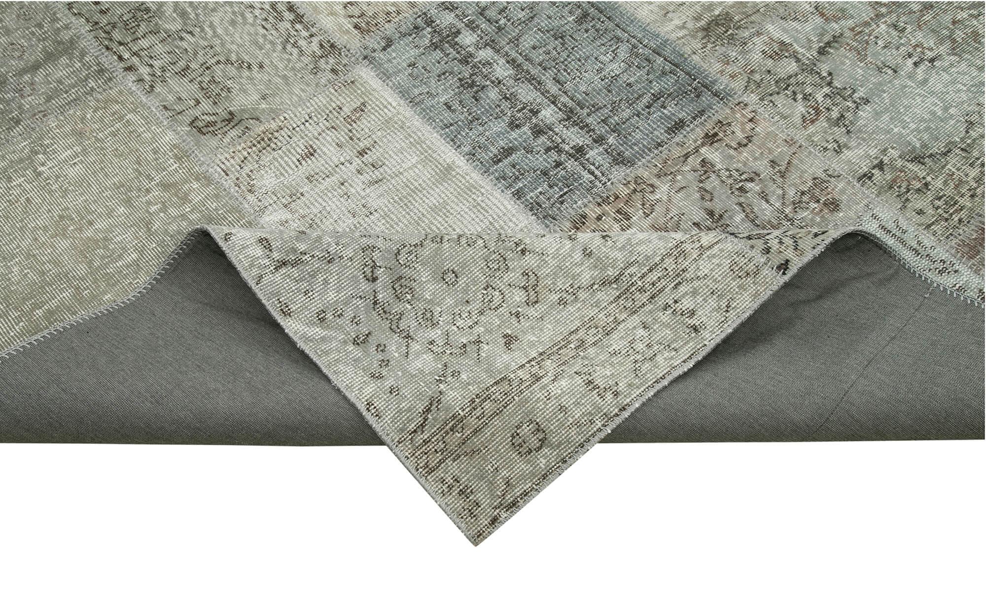 (8 x 11)  Grey Patchwork Rug- 3719