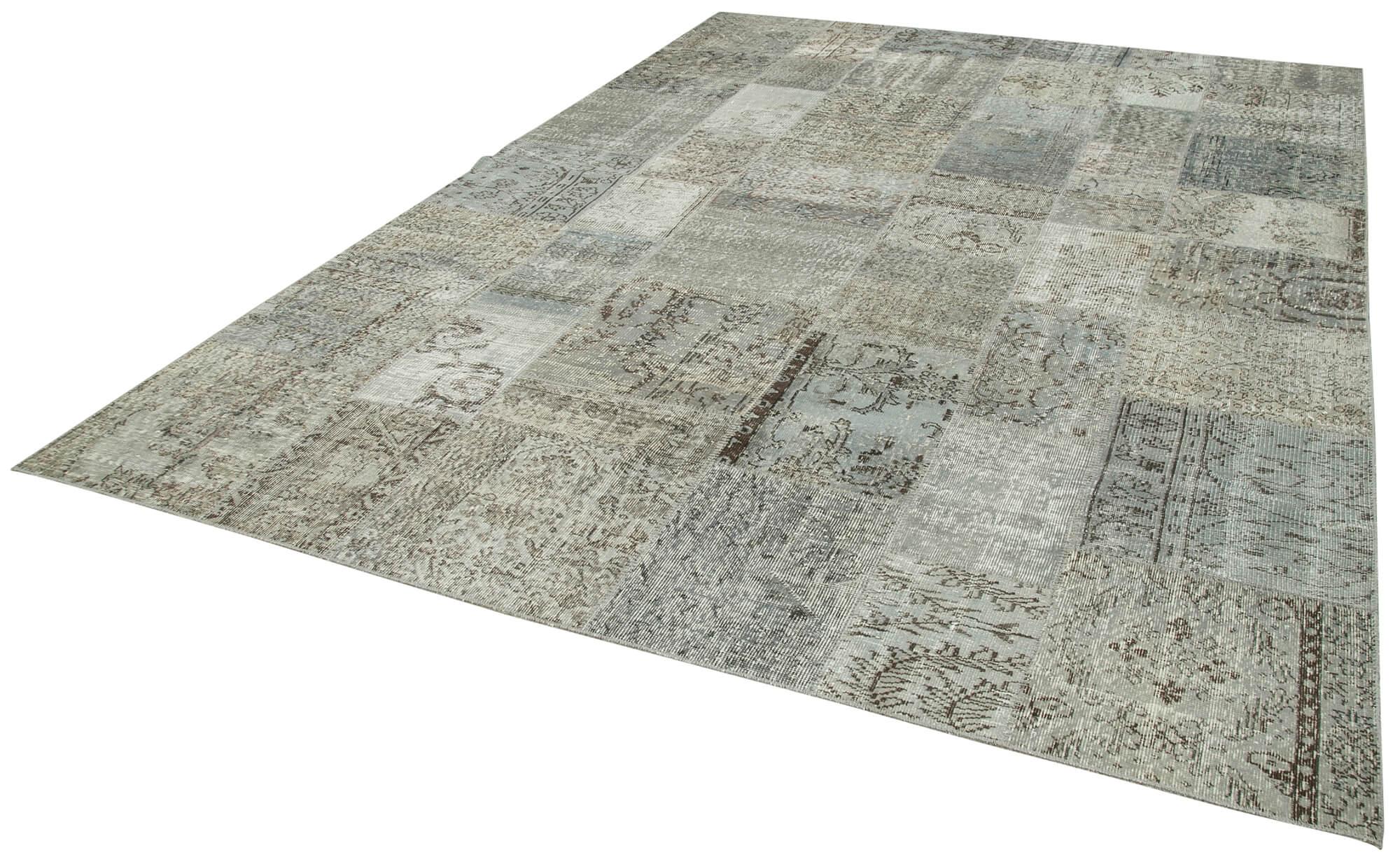 (8 x 11)  Grey Patchwork Rug- 3720