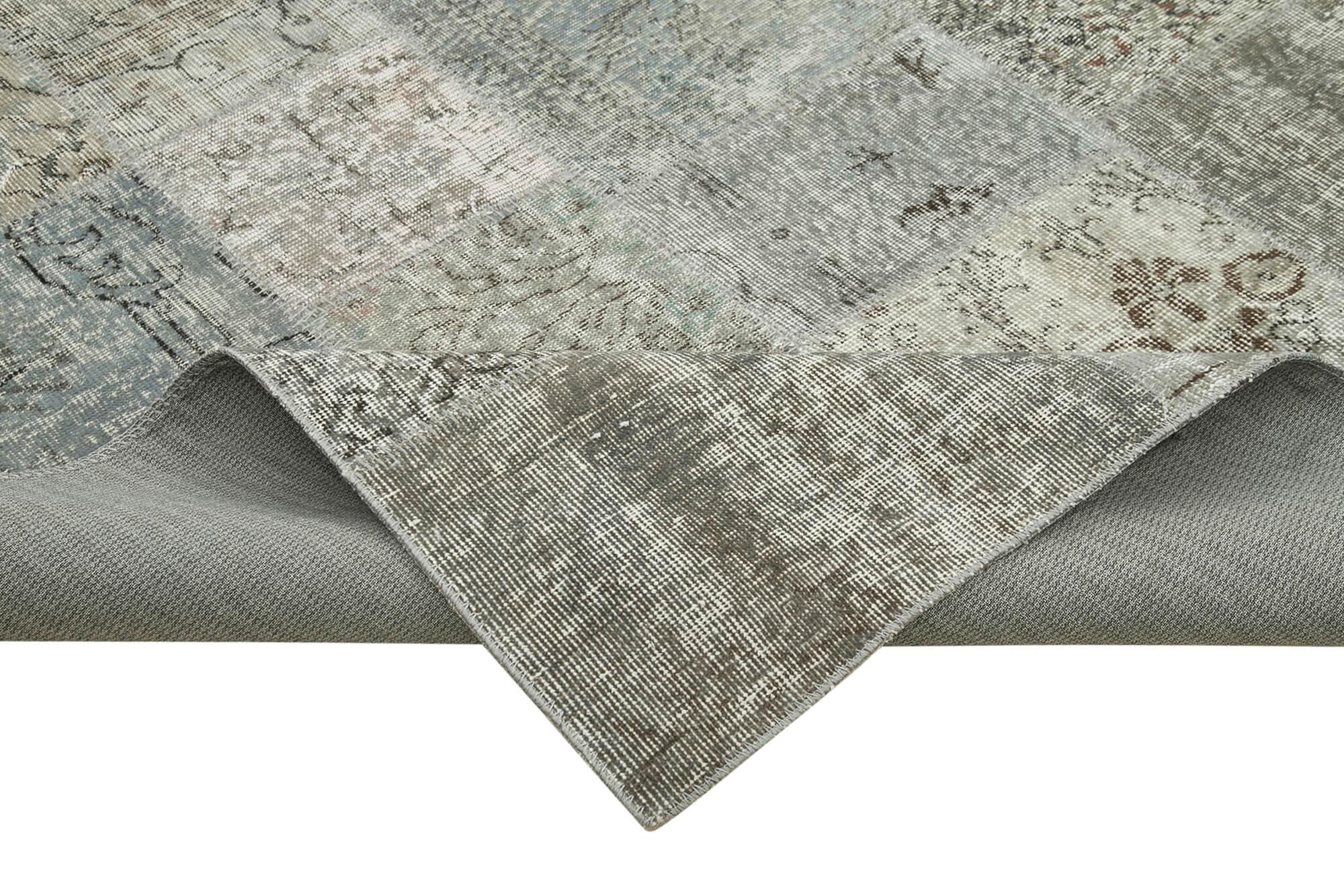 (8 x 11)  Grey Patchwork Rug- 3720